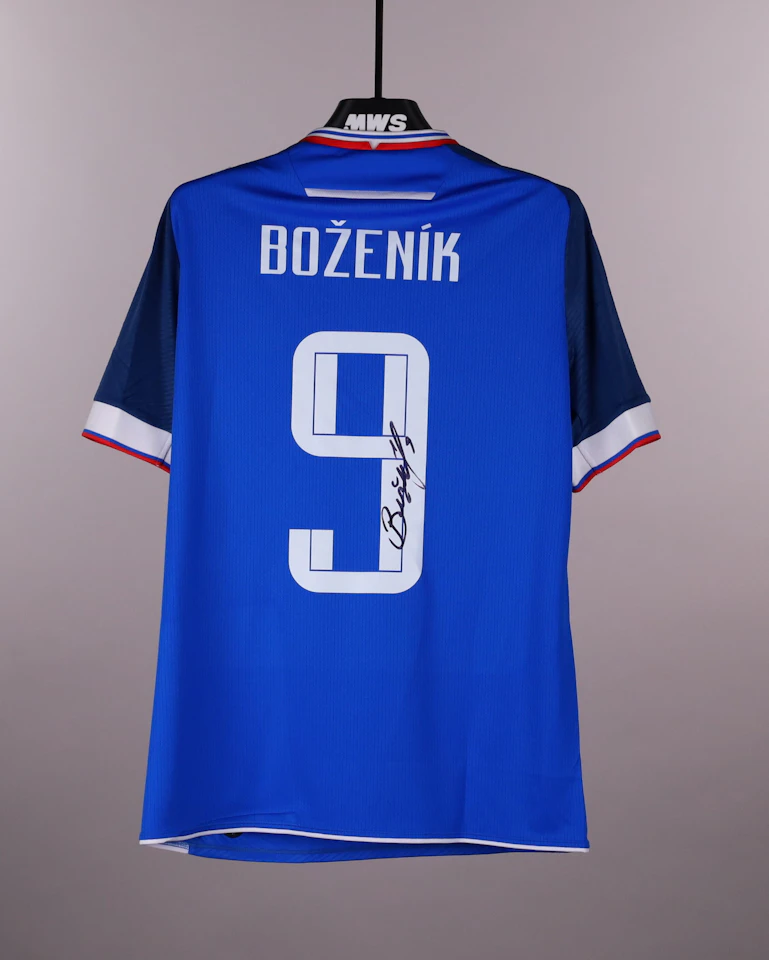 Róbert Boženík Slovakia camisa.