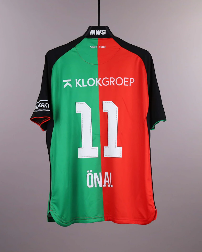 N.E.C.-Trikot von Basar Onal