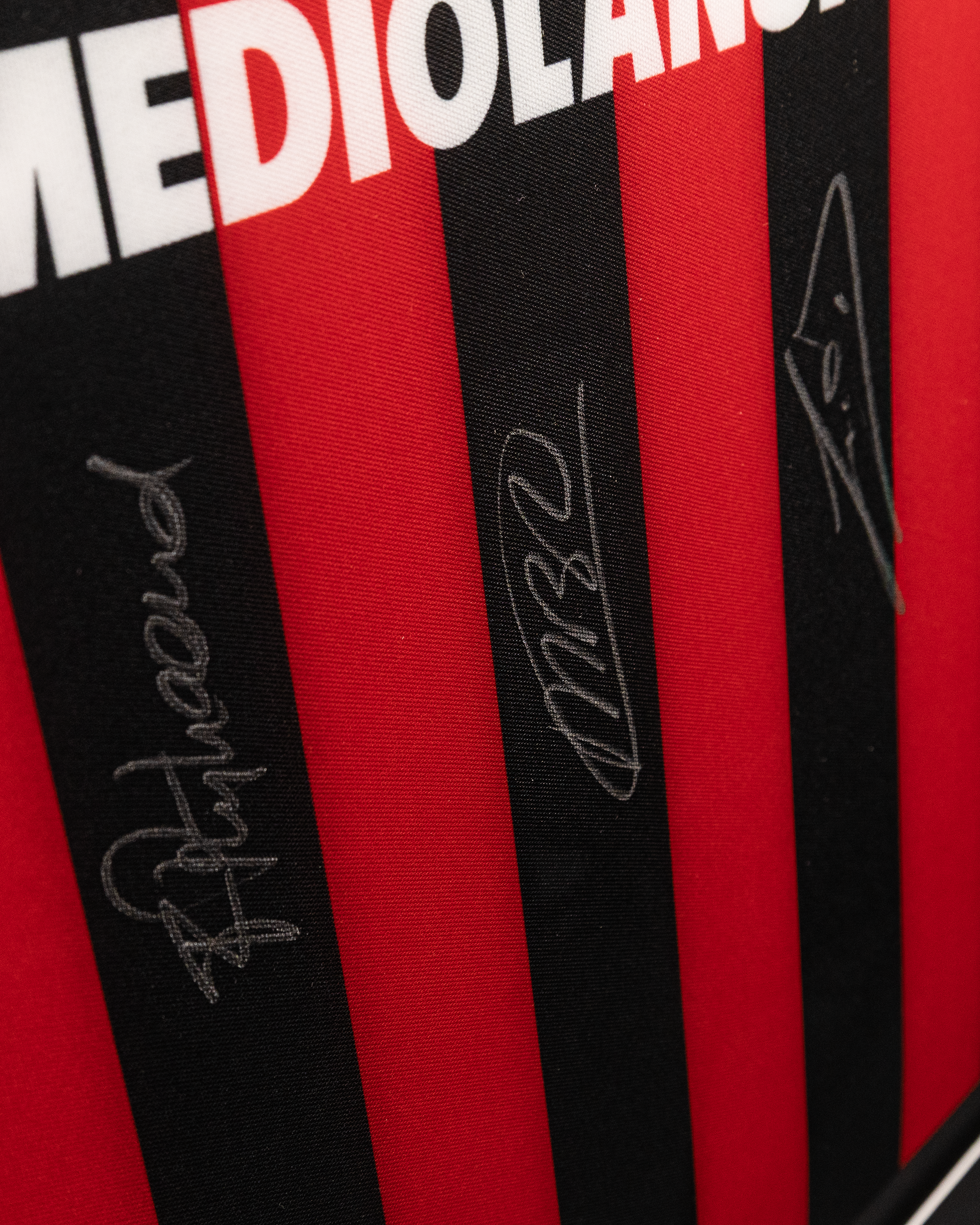 The Dutch Trio Signed Framed Home Shirt 88/89
