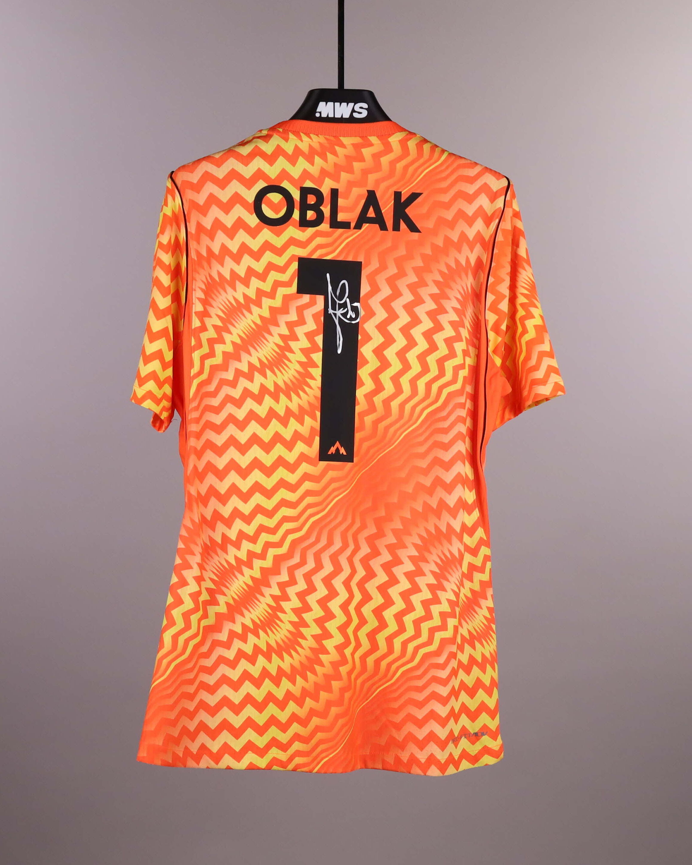 Jan Oblak Slovenia shirt