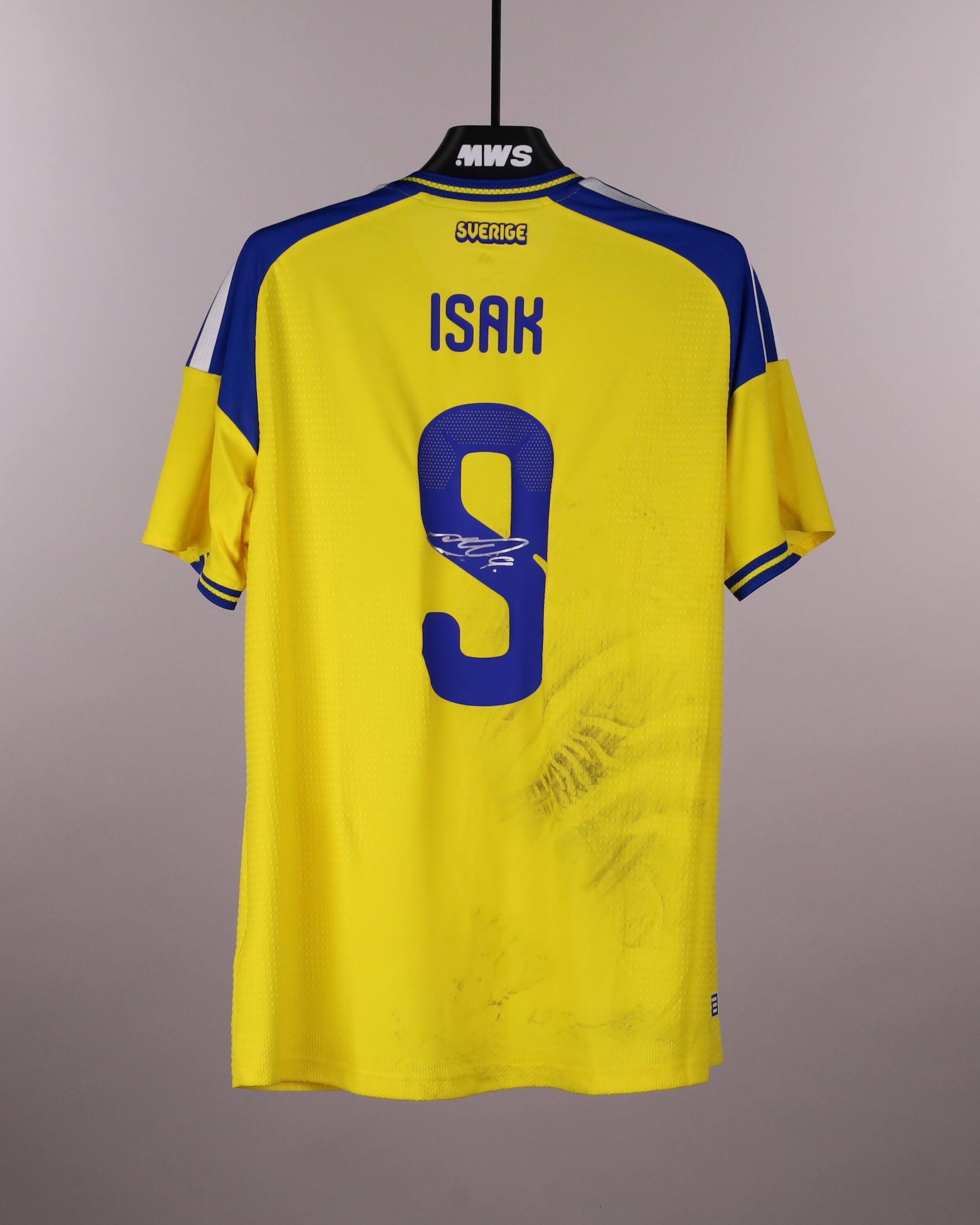 Alexander Isak | Sweden - Greece | MatchWornShirt