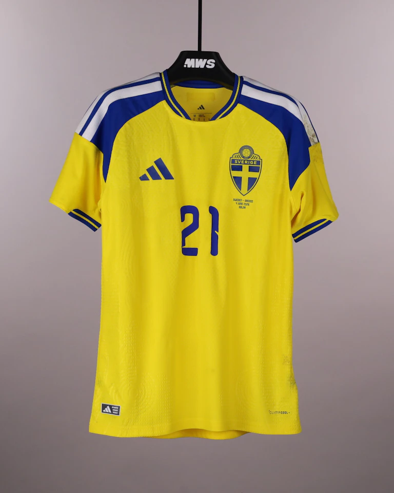 来自Sweden的Alexander Bernhardsson球衣