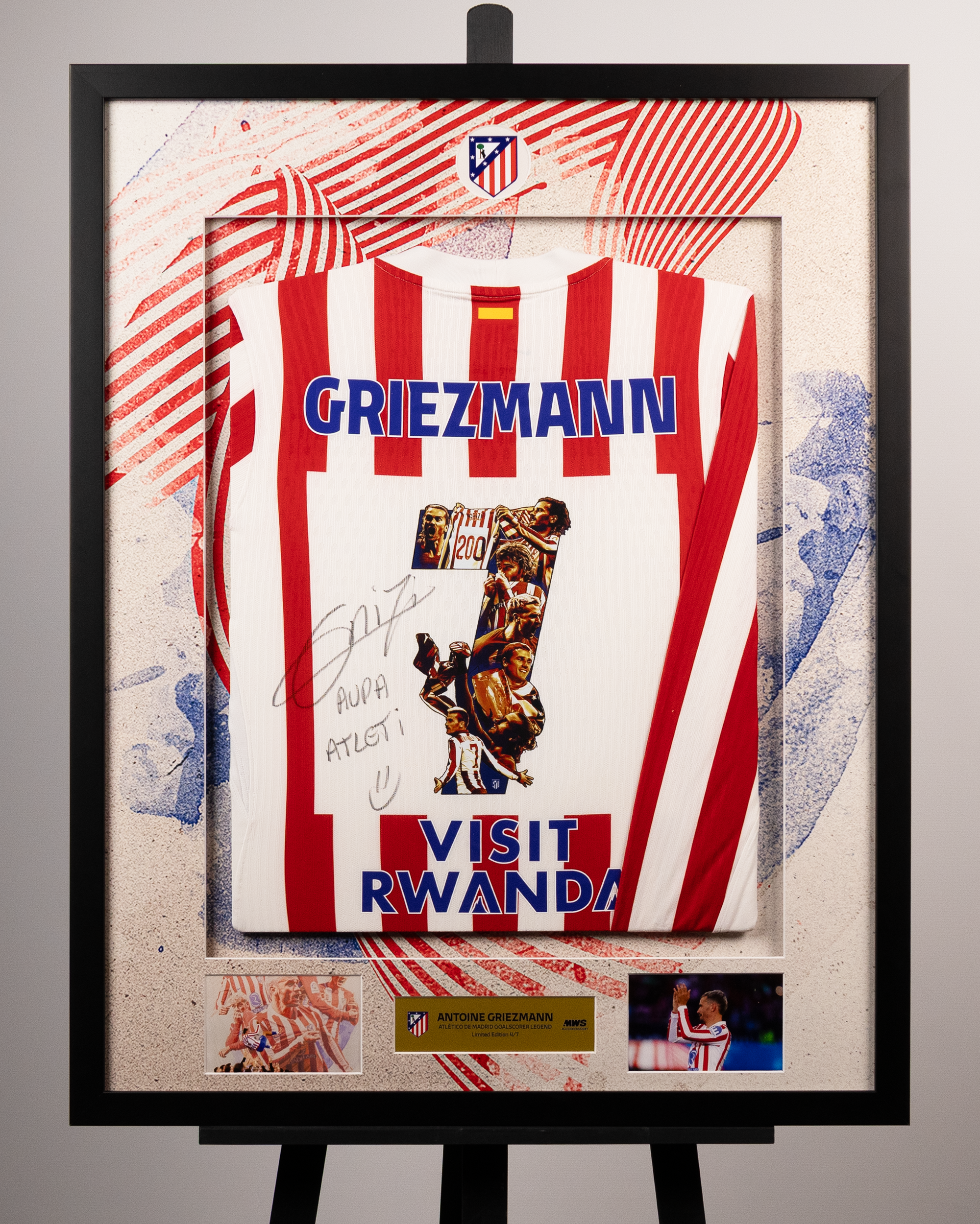 Limited Edition Framed Shirt 4/7 | Antoine Griezmann Last Dance