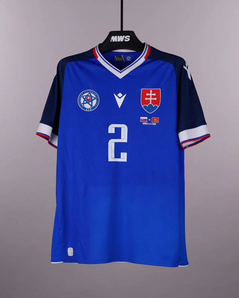来自Slovakia的Peter Pekarík球衣