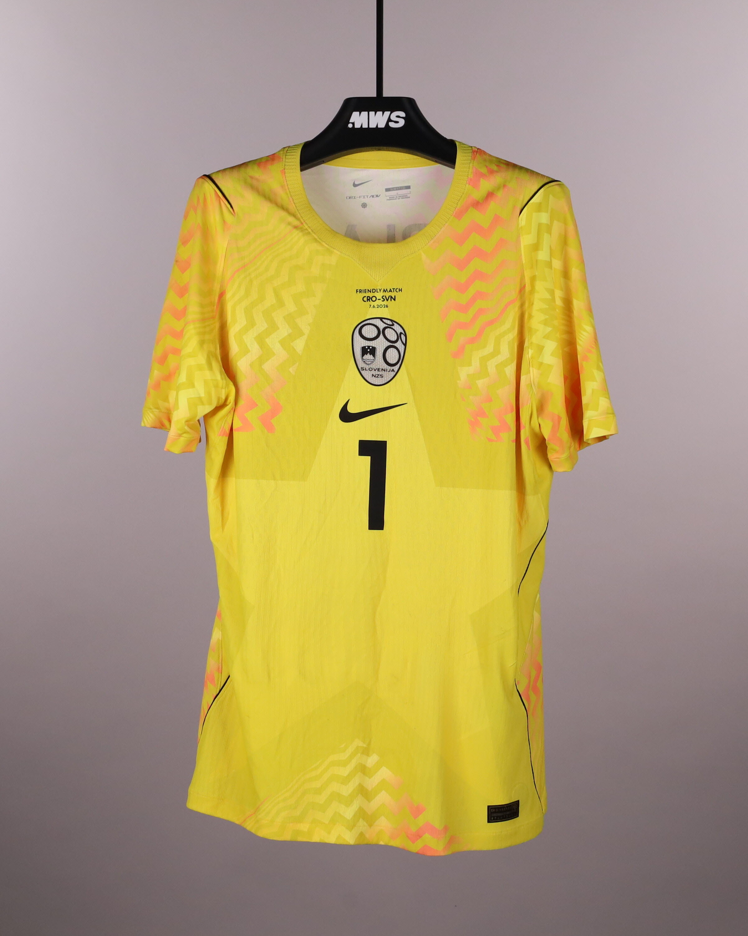Jan Oblak Slovenia shirt
