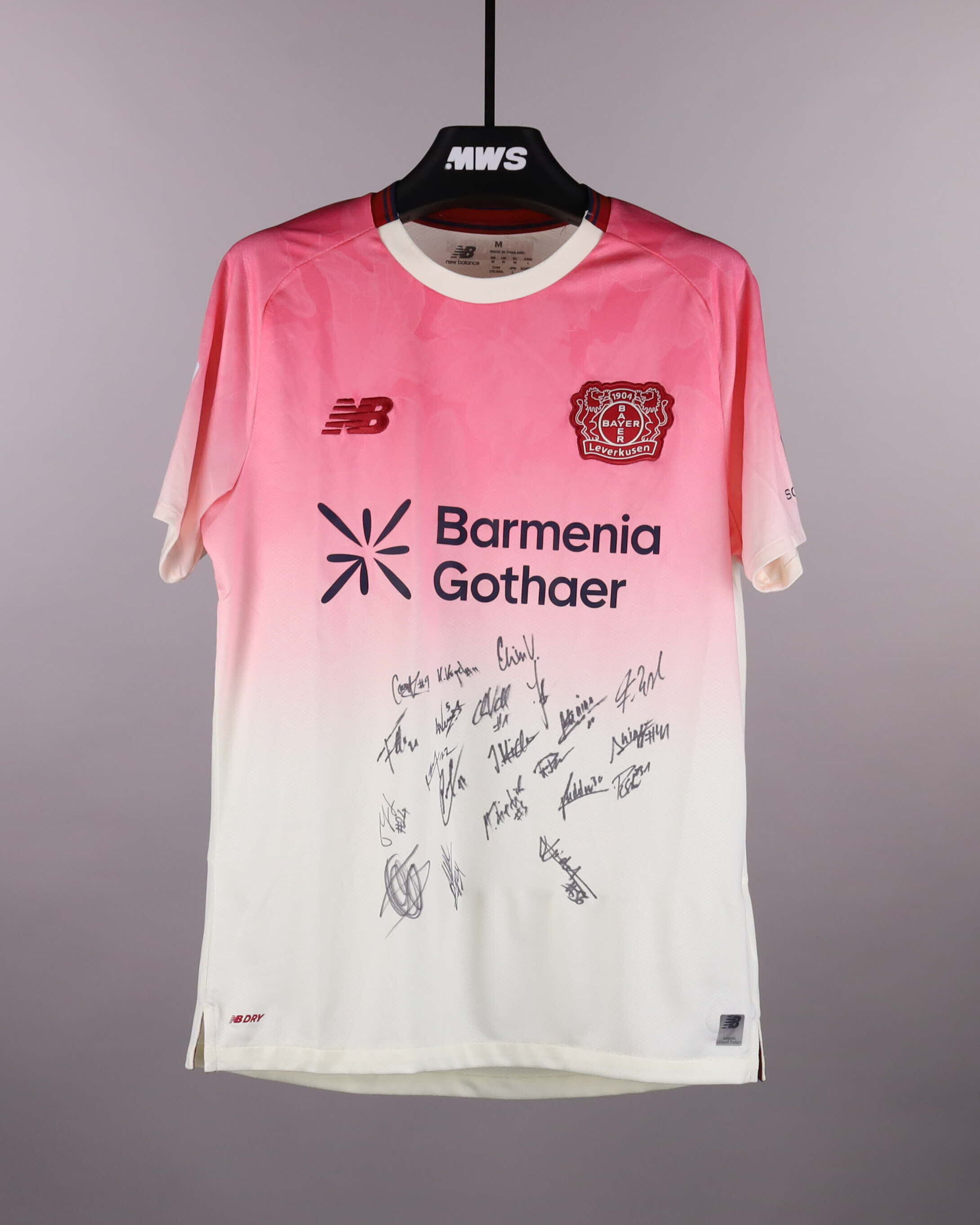 最終値下Bayer Leverkusen Schneider 実使用ユニフォーム Official Bayer Leverkusen Football Match-Worn Shirts Auctions