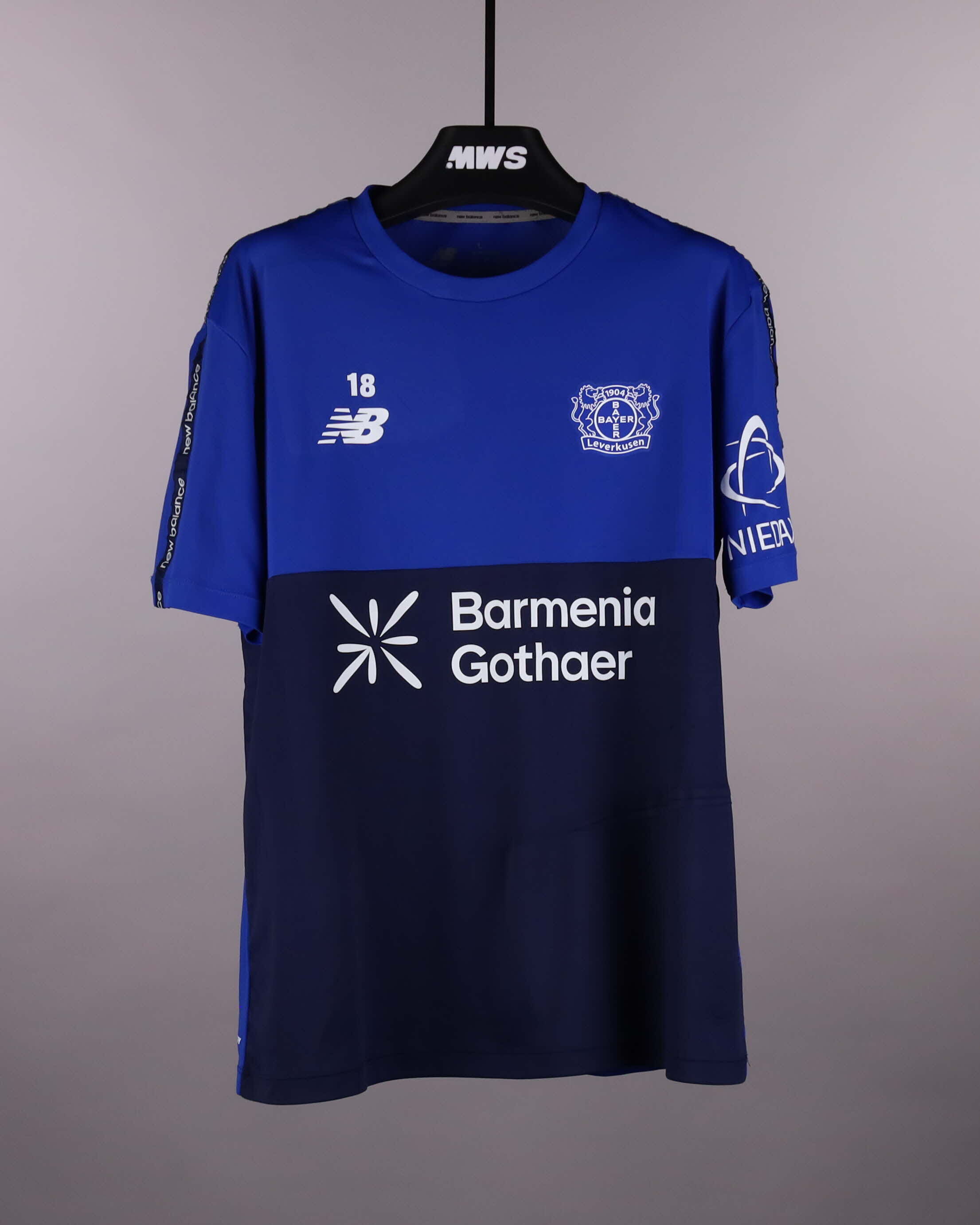 Official Bayer Leverkusen Football Match-Worn Shirts Auctions
