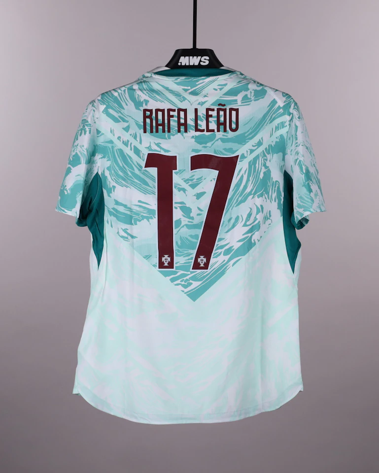 Rafael Leão Portugal shirt