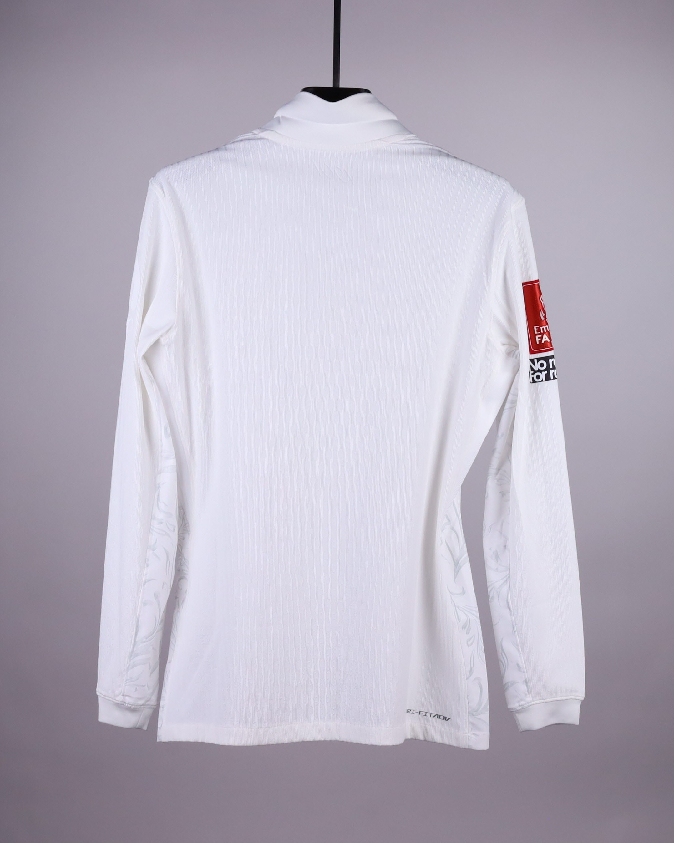 トッテナム・ホットスパーのユニフォーム | MatchWornShirt
