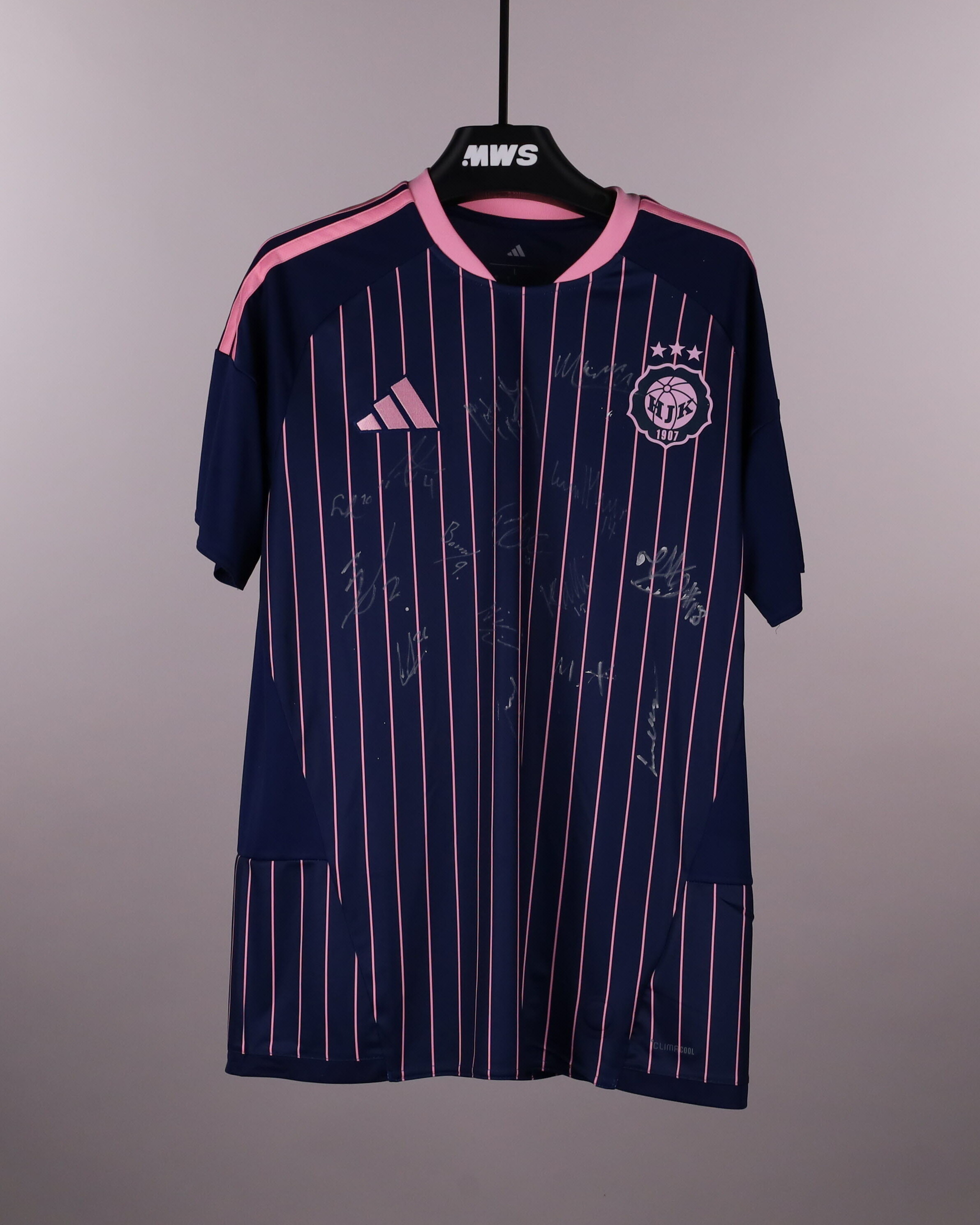 Squad Signed Shirt | HJK Helsinki