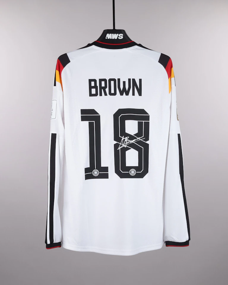 Shirt van Nathaniel Brown Germany