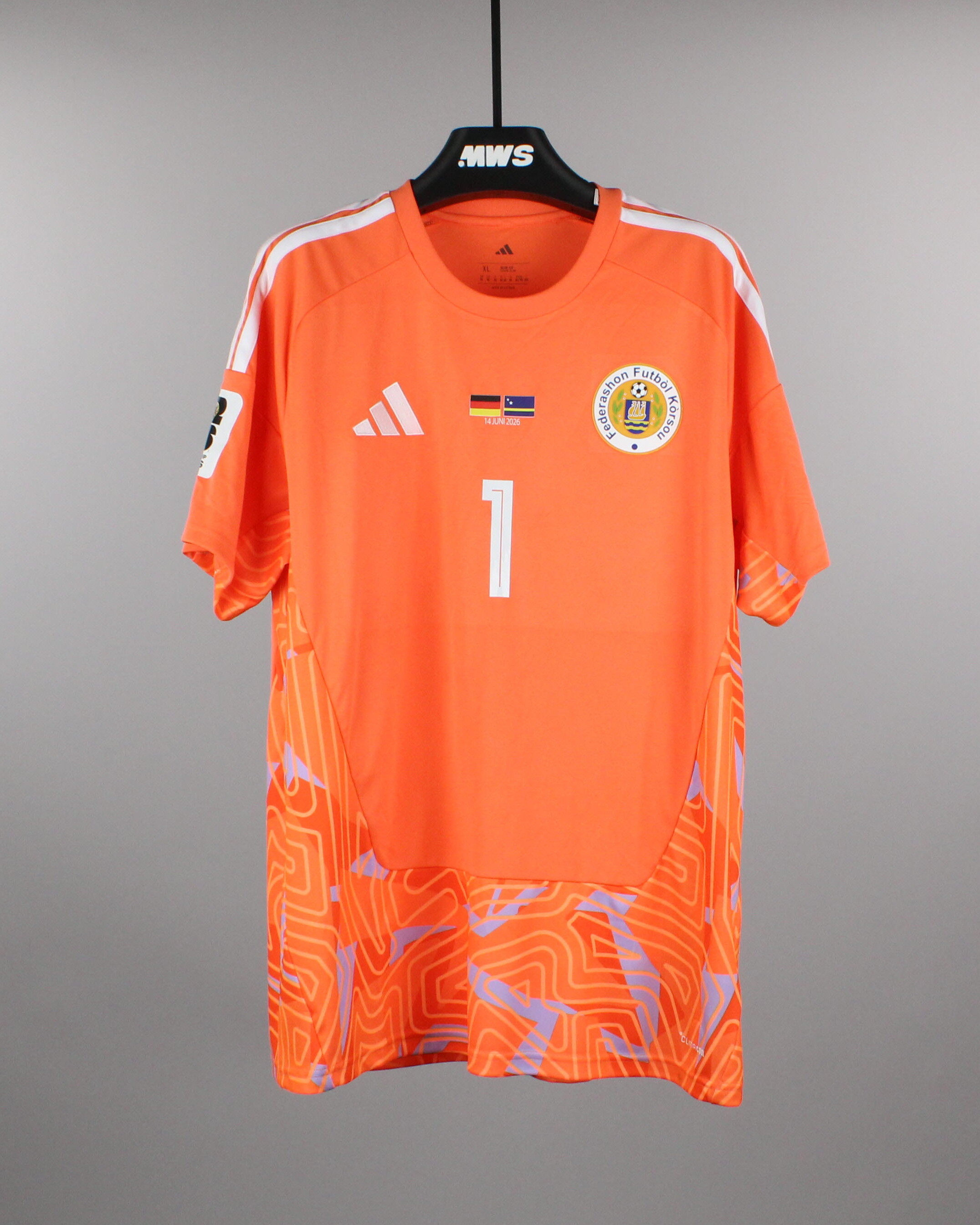 Eloy Room Curacao shirt