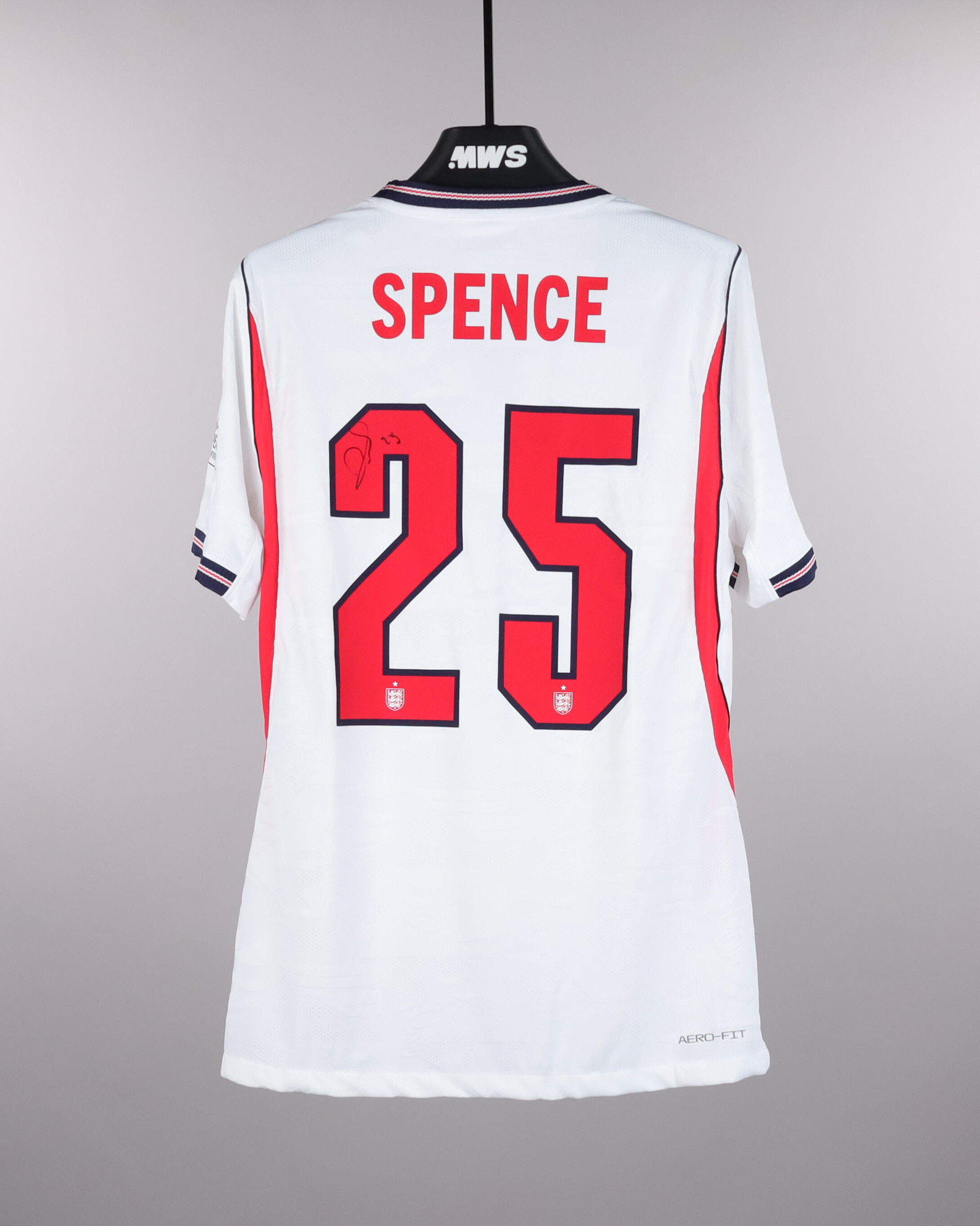 イングランド代表ユニフォーム 2026 | MatchWornShirt