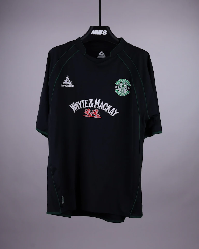Clayton Donaldson Hibernian shirt
