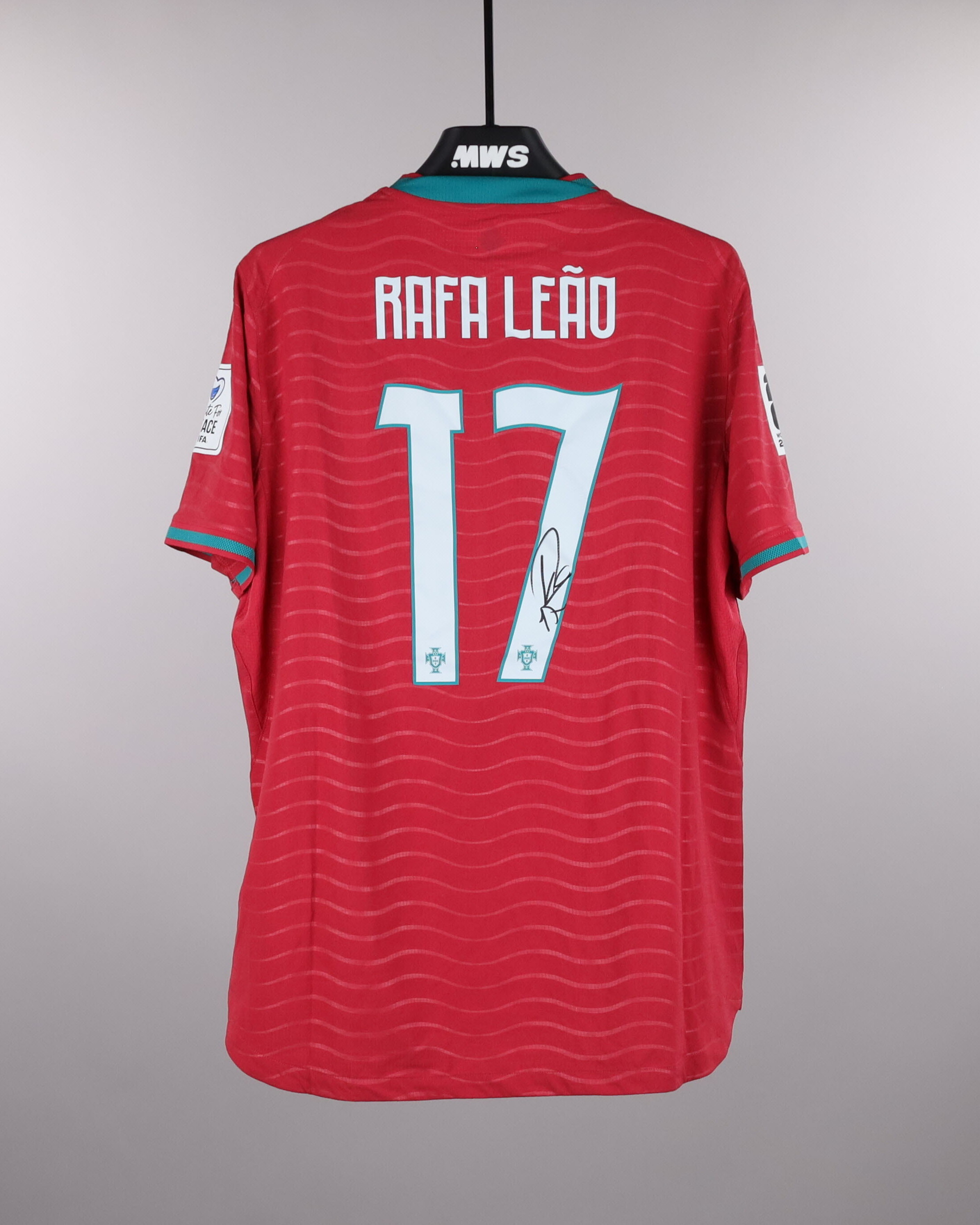 Rafael Leão Portugal shirt