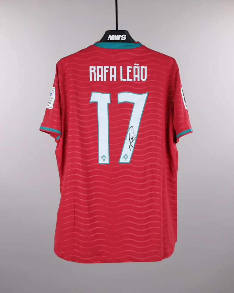 Rafael Leão Portugal shirt