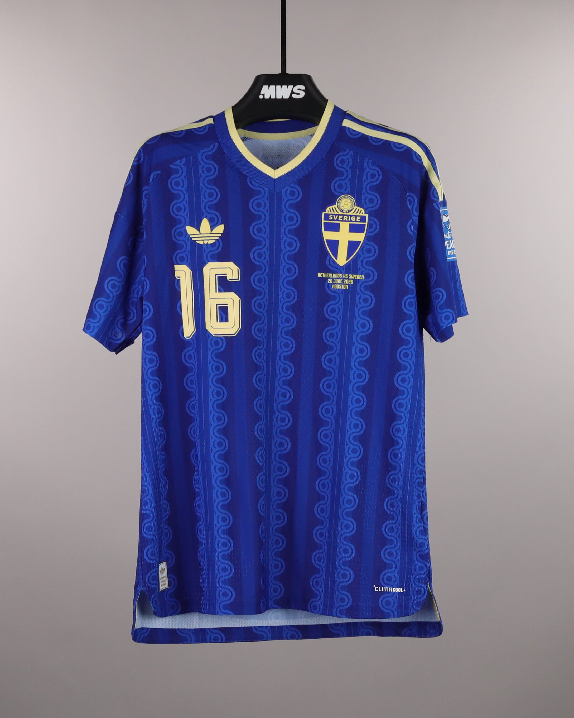試合着用・サイン入りユニフォーム - サッカー、バスケットボール