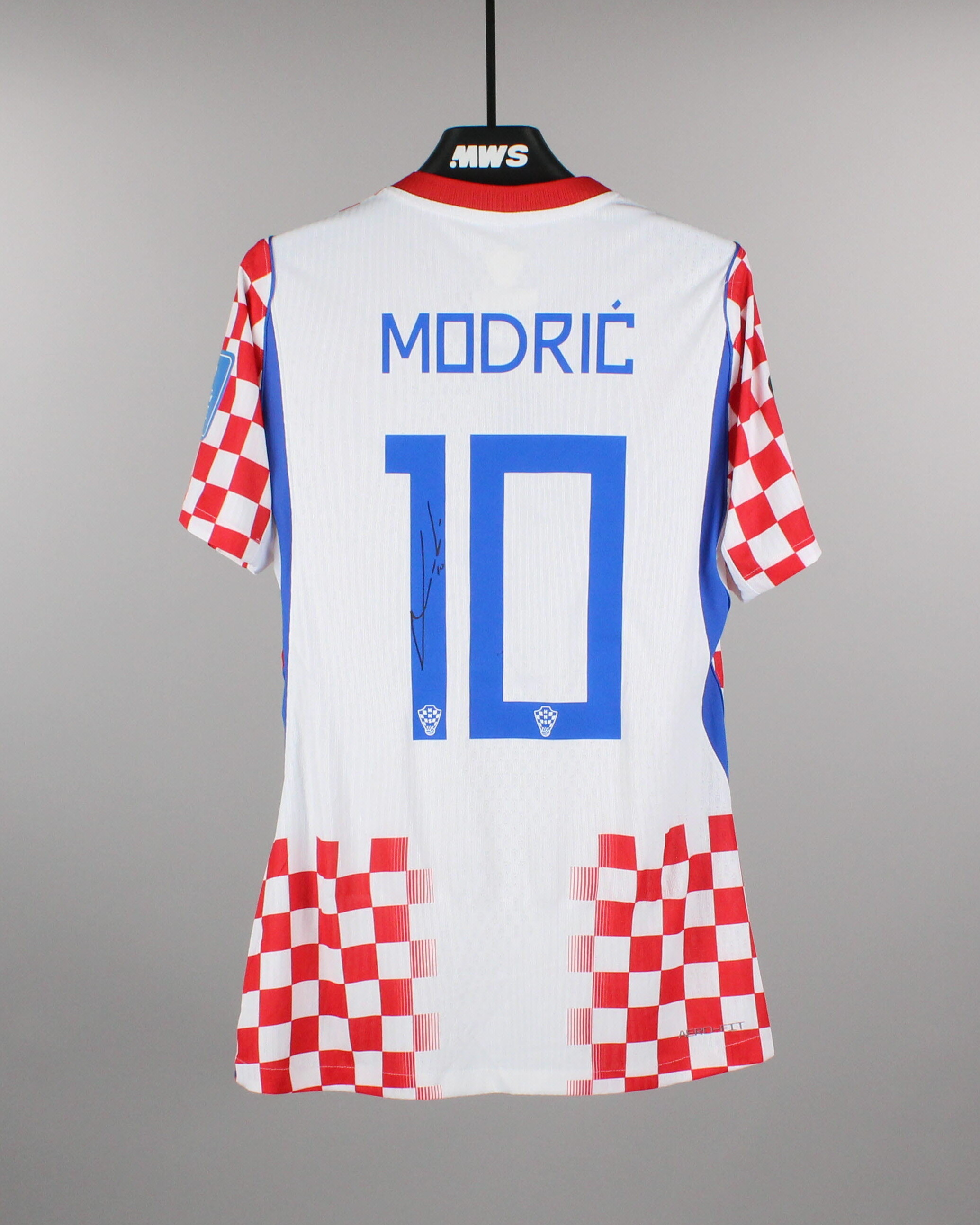 Luka Modrić | Panama - Croatia | MatchWornShirt