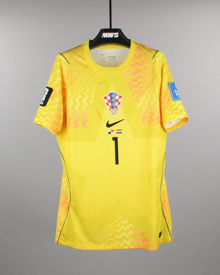 Dominik Livaković Croatia shirt