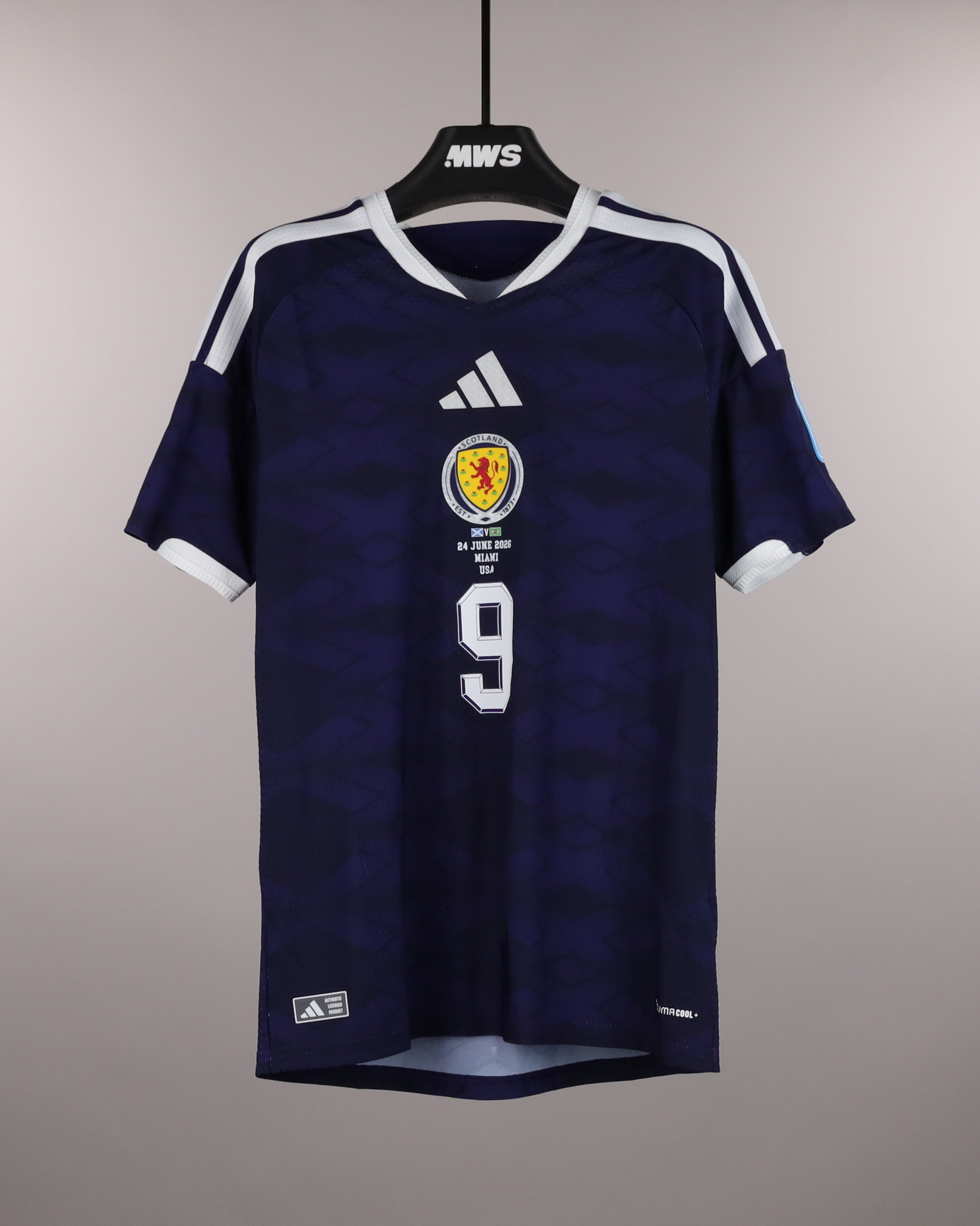 試合着用・サイン入りユニフォーム - サッカー、バスケットボール