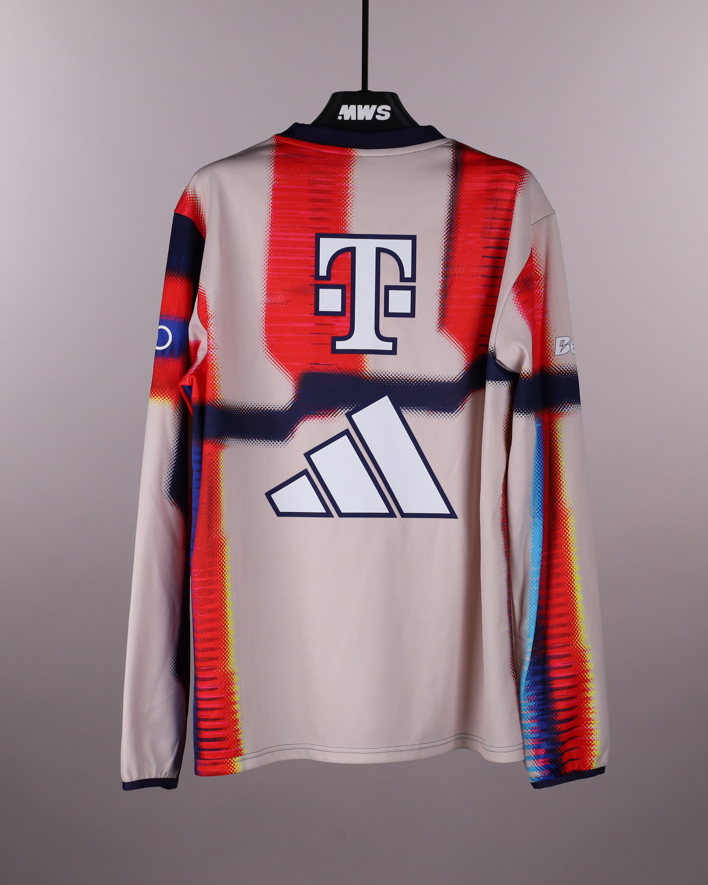 Squad Signed Warm-up Sweatshirt | MatchWornShirt