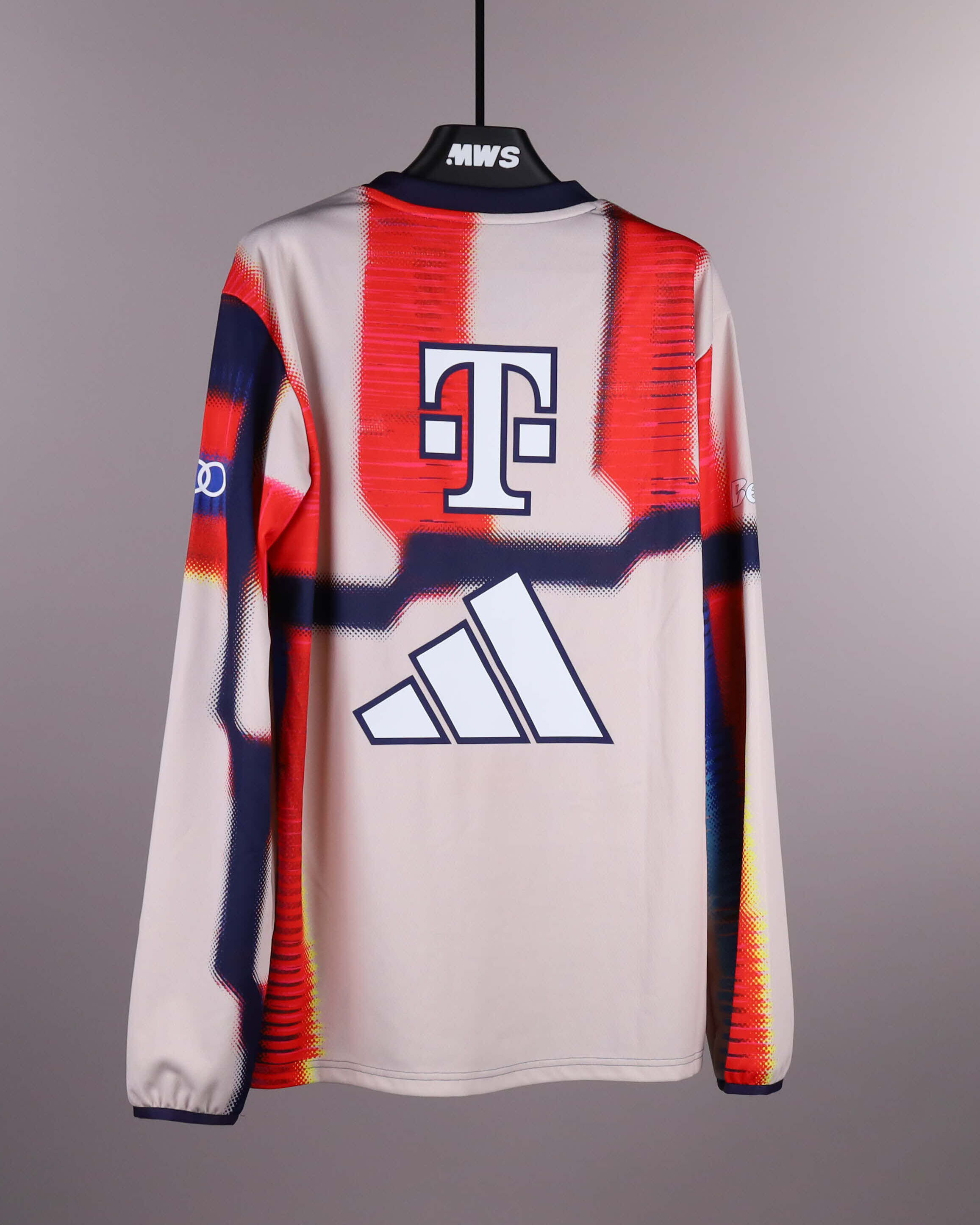 FCバイエルン・ミュンヘン ユニフォーム | MatchWornShirt
