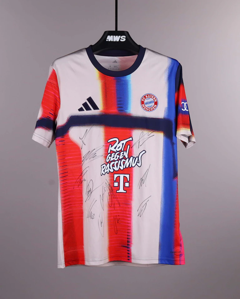 Squad Signed Pre-match Shirt