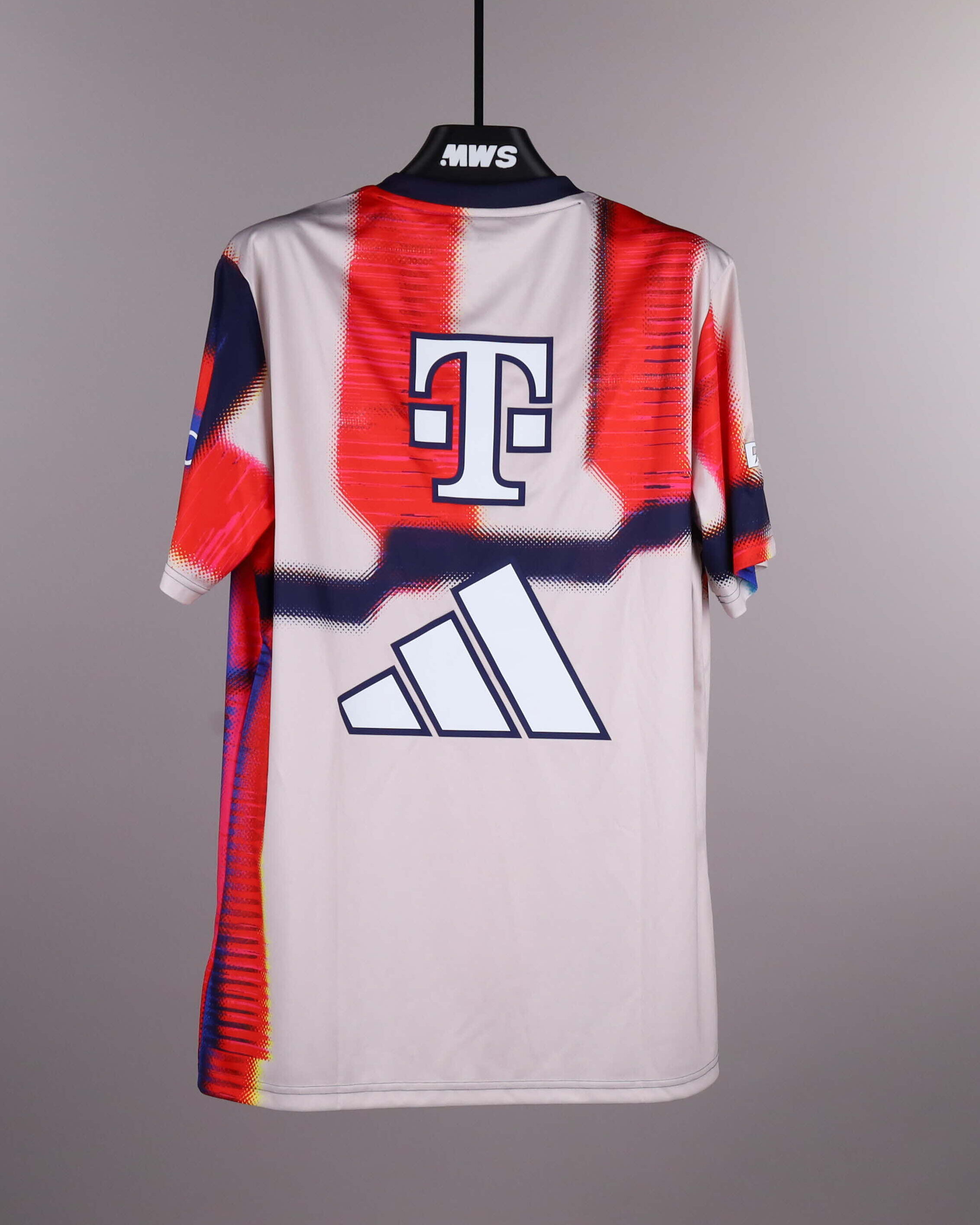 FCバイエルン・ミュンヘン ユニフォーム | MatchWornShirt