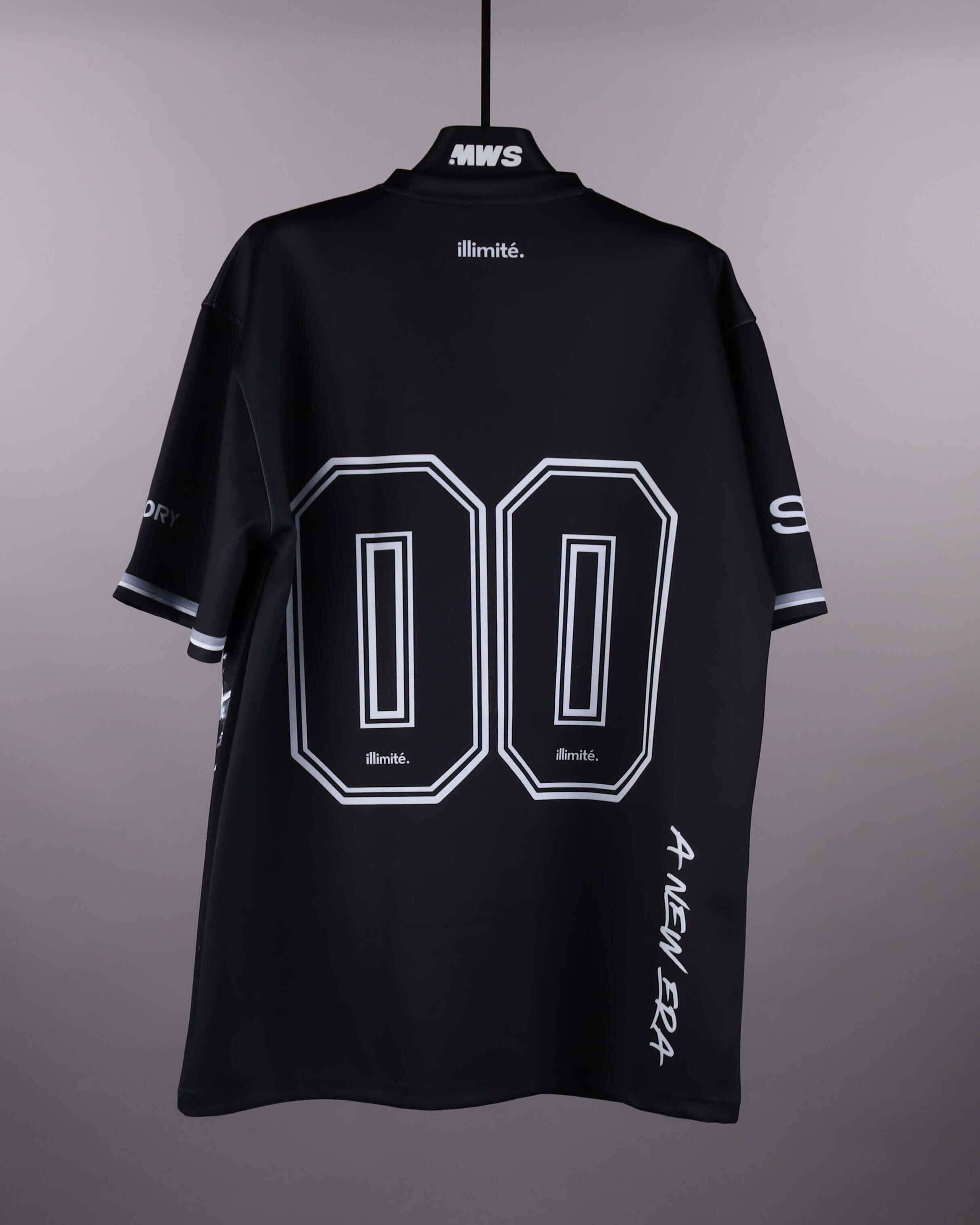 Miloš Cvjetićanin - Hand painted shirt