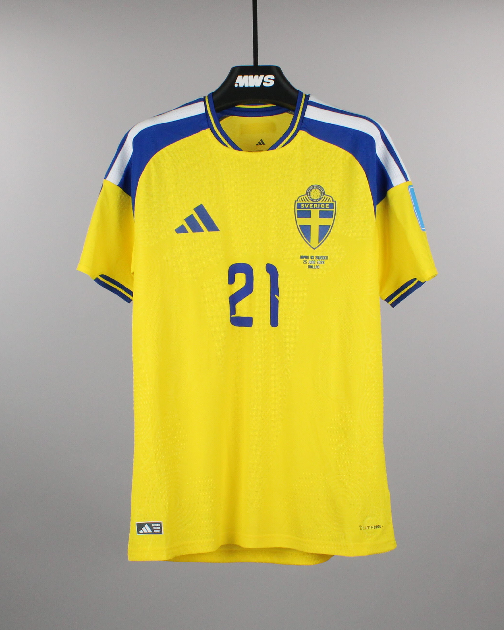 試合着用・サイン入りユニフォーム - サッカー、バスケットボール