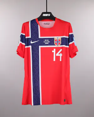 Fredrik Aursnes Norway のシャツ