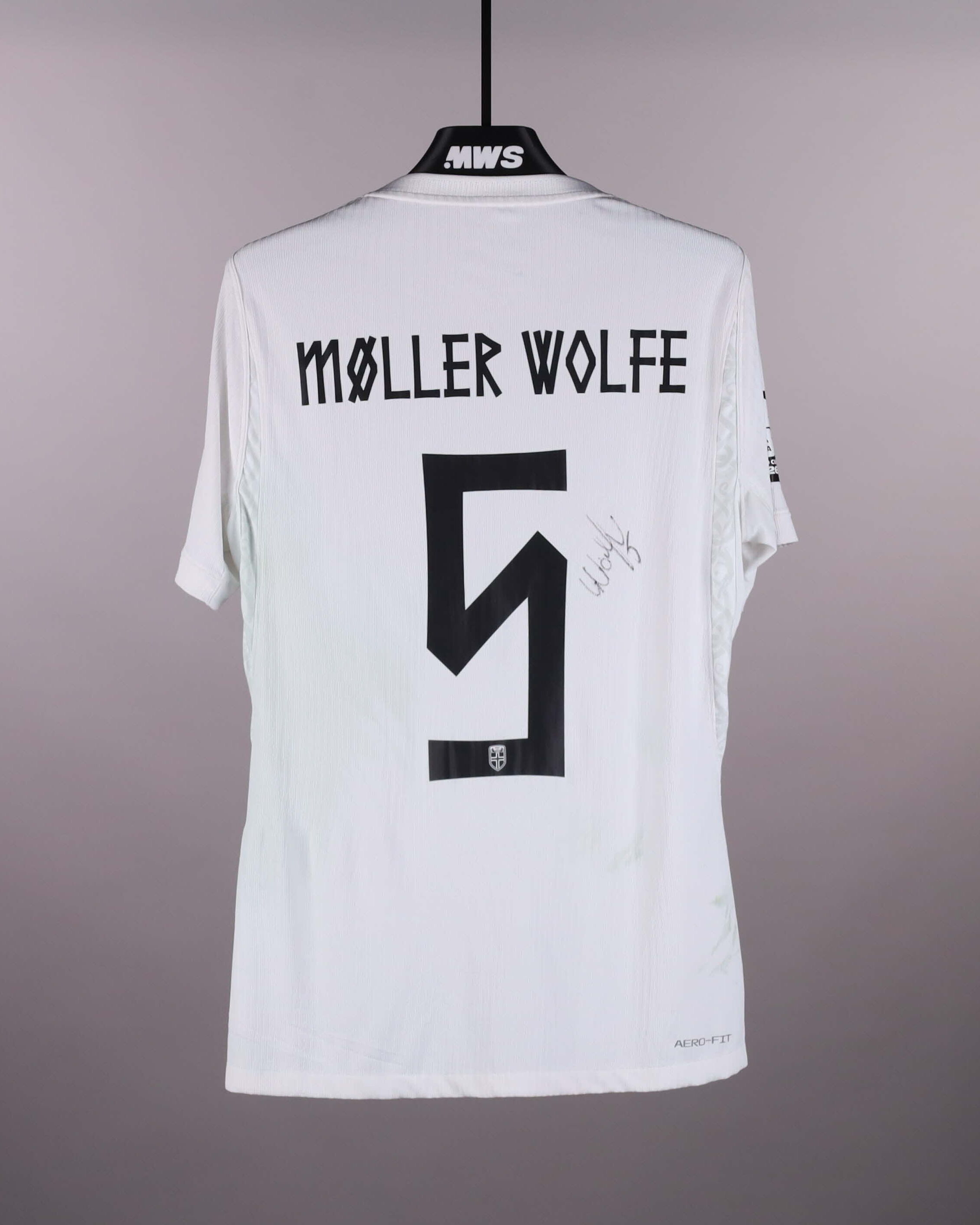 David Møller Wolfe Norway shirt
