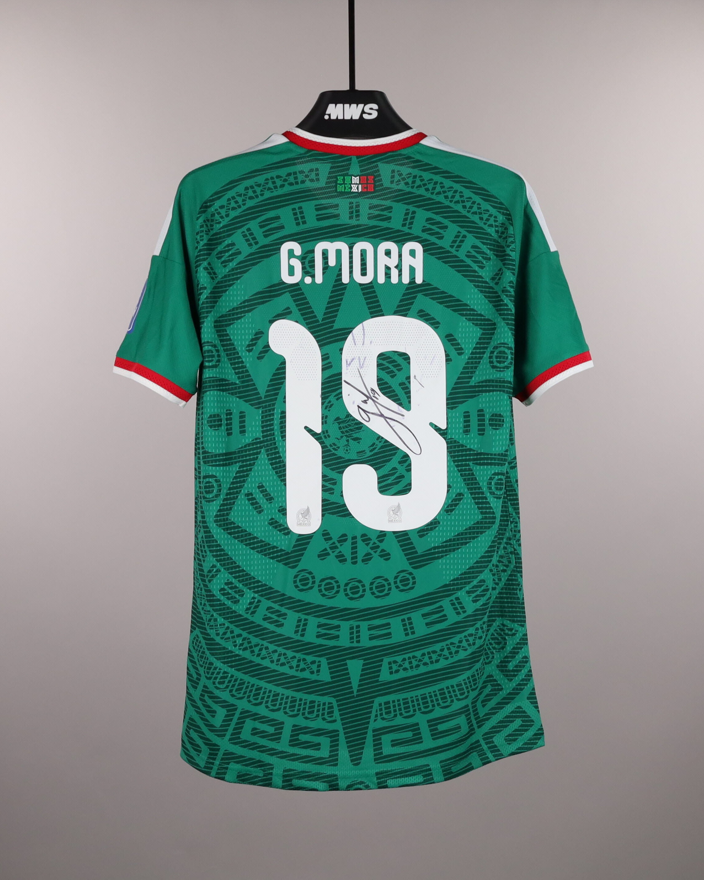 Gilberto Mora Mexico jersey