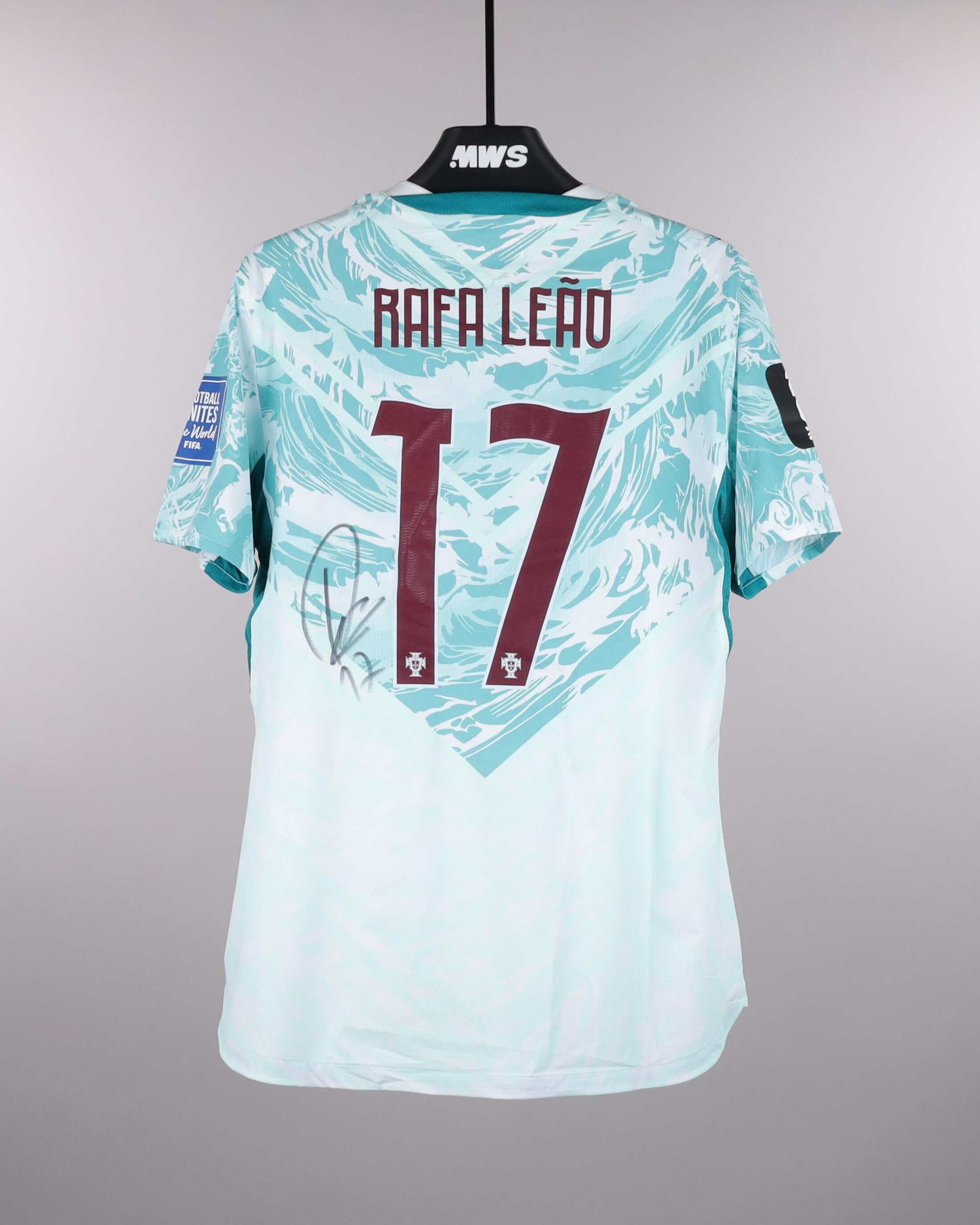 Rafael Leão Portugal shirt
