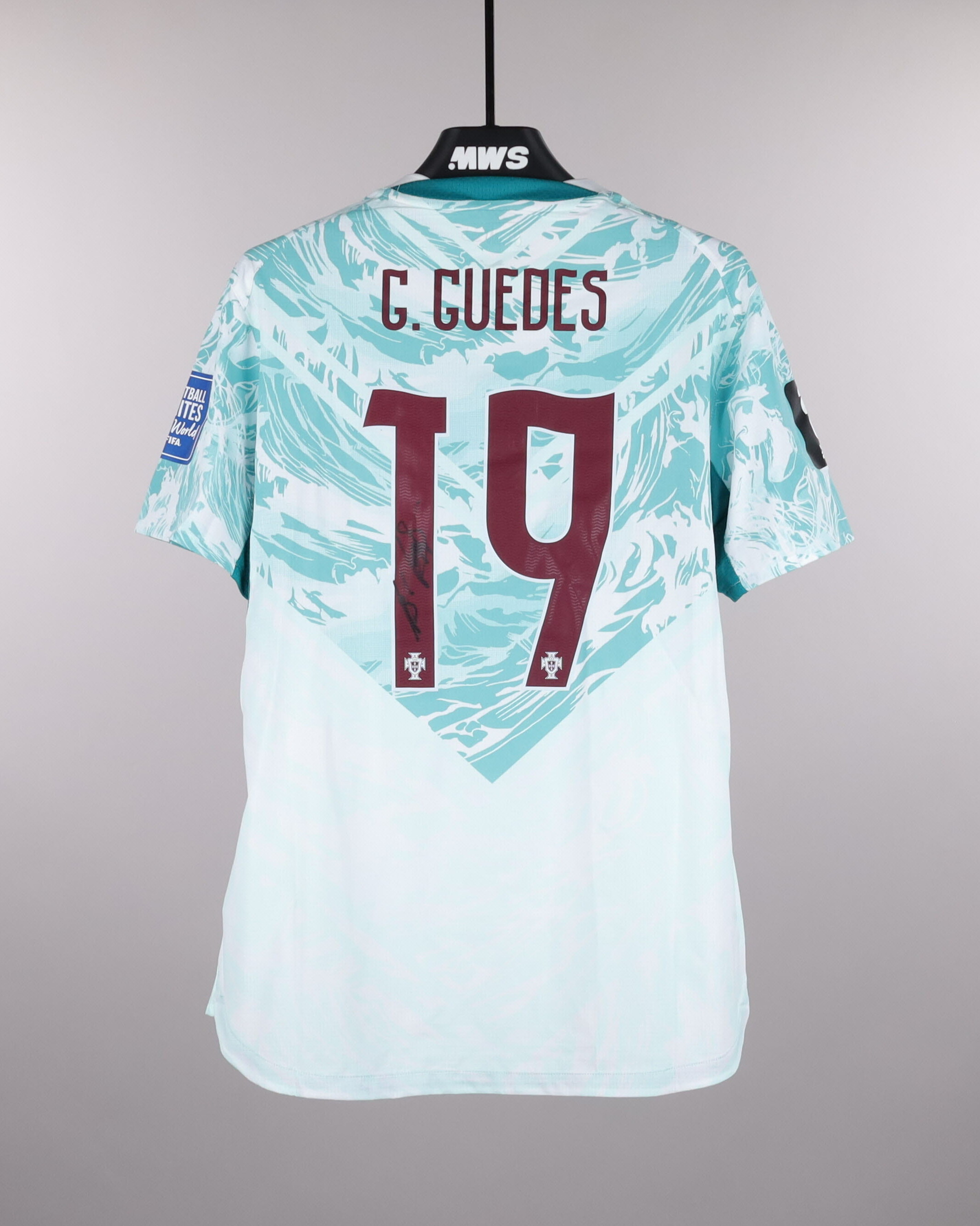 Gonçalo Guedes Portugal jersey