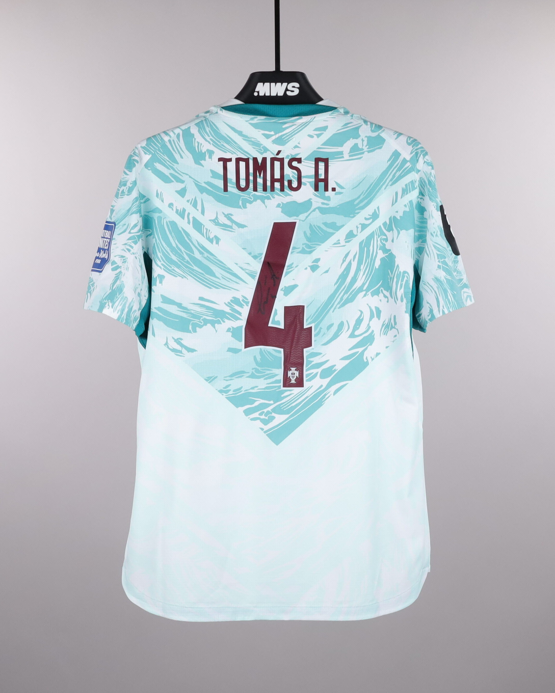 Tomás Araújo Portugal jersey