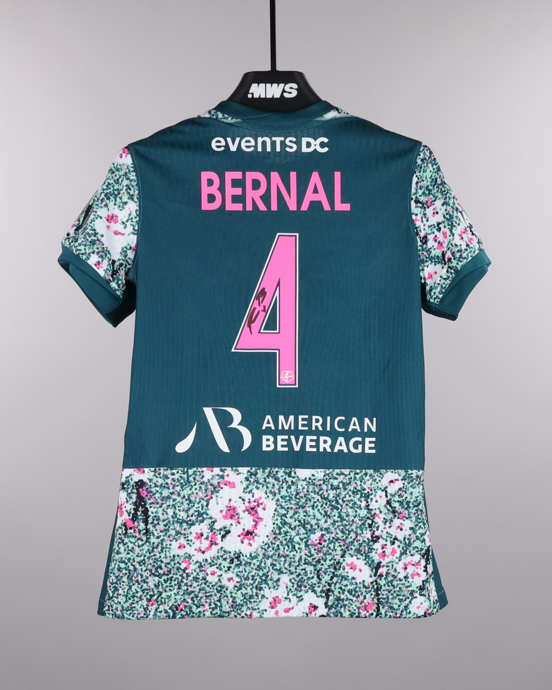 Rebeca Bernal Washington Spirit jersey