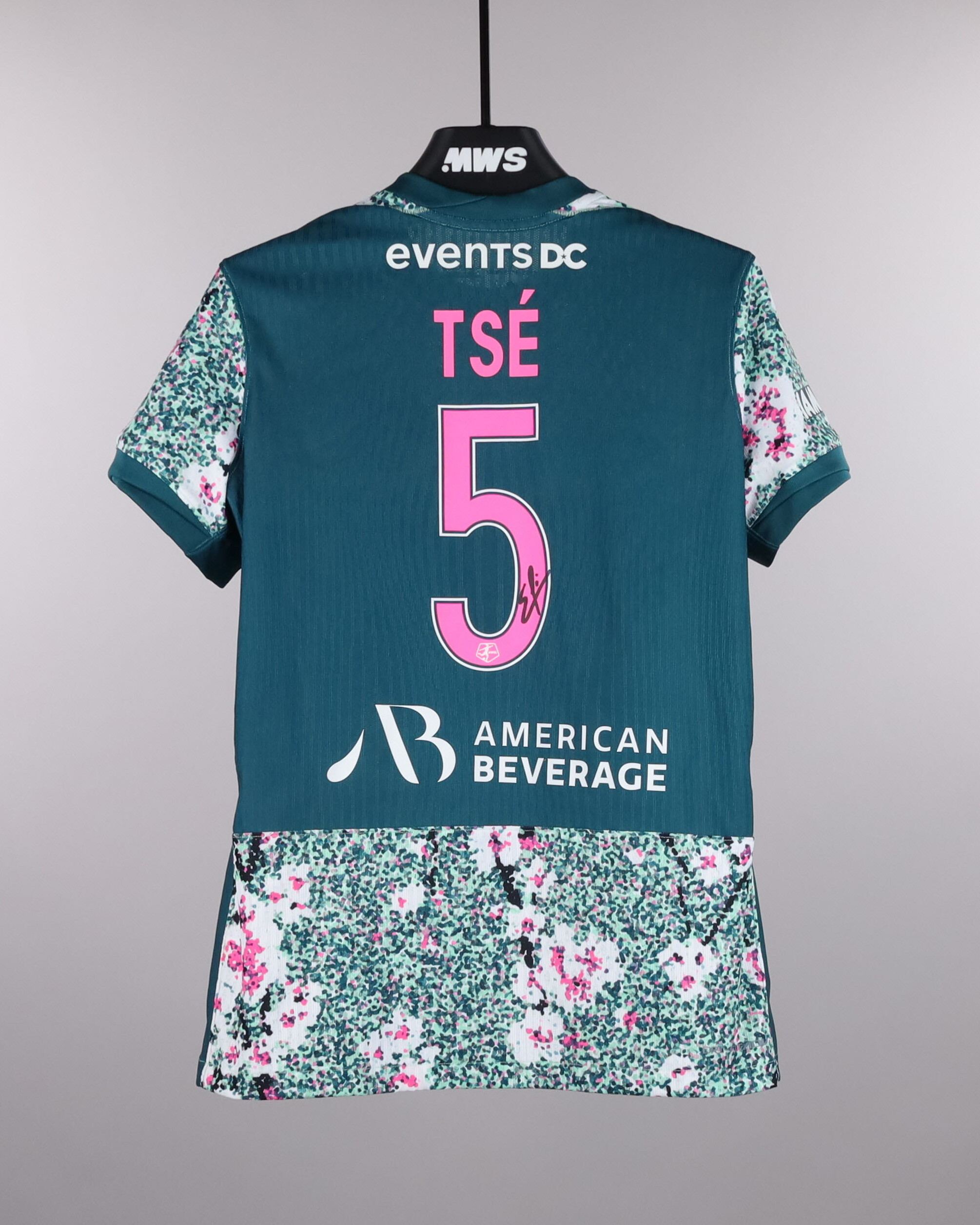 Élisabeth Tsé Washington Spirit jersey