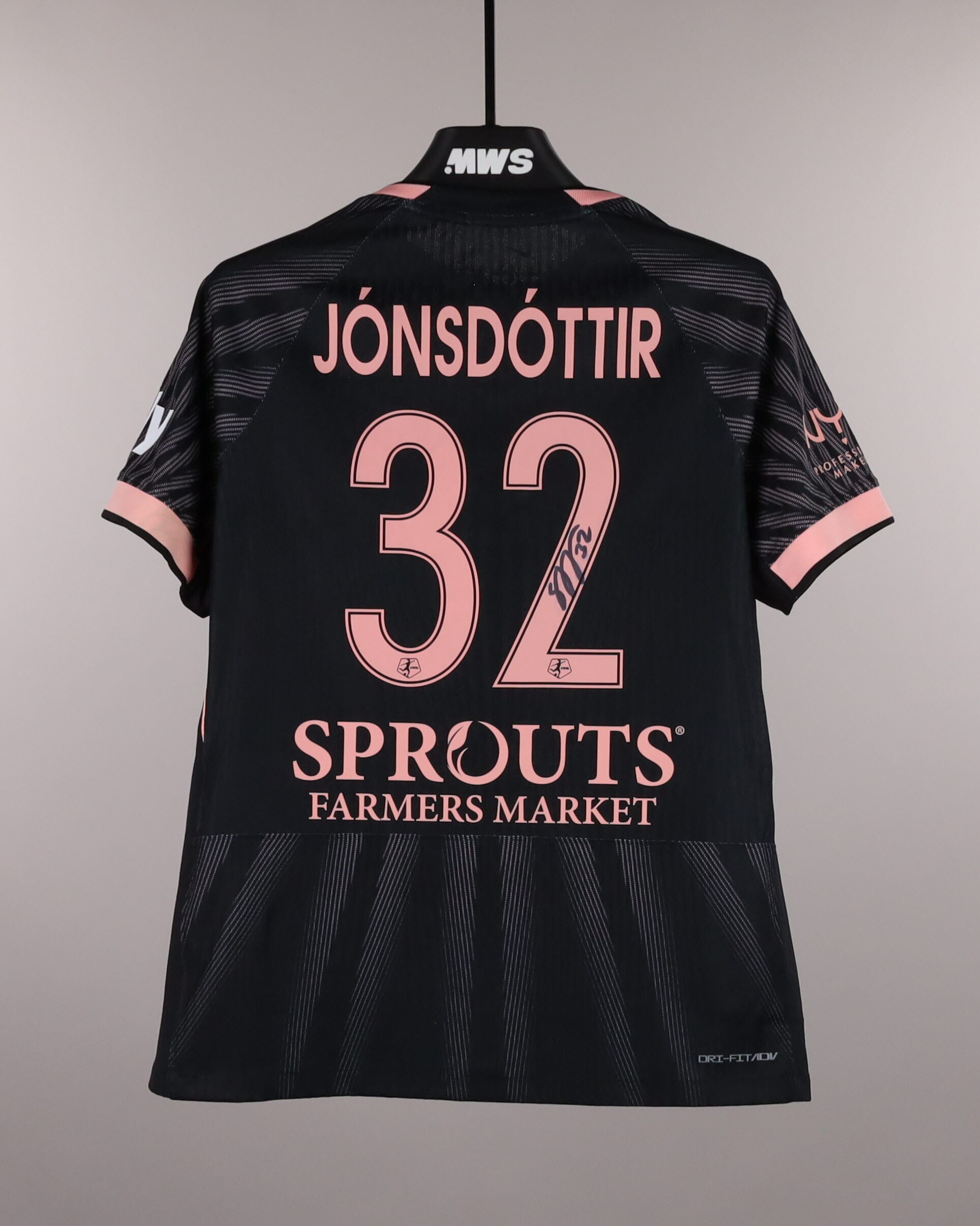 Sveindís Jónsdóttir Angel City FC jersey