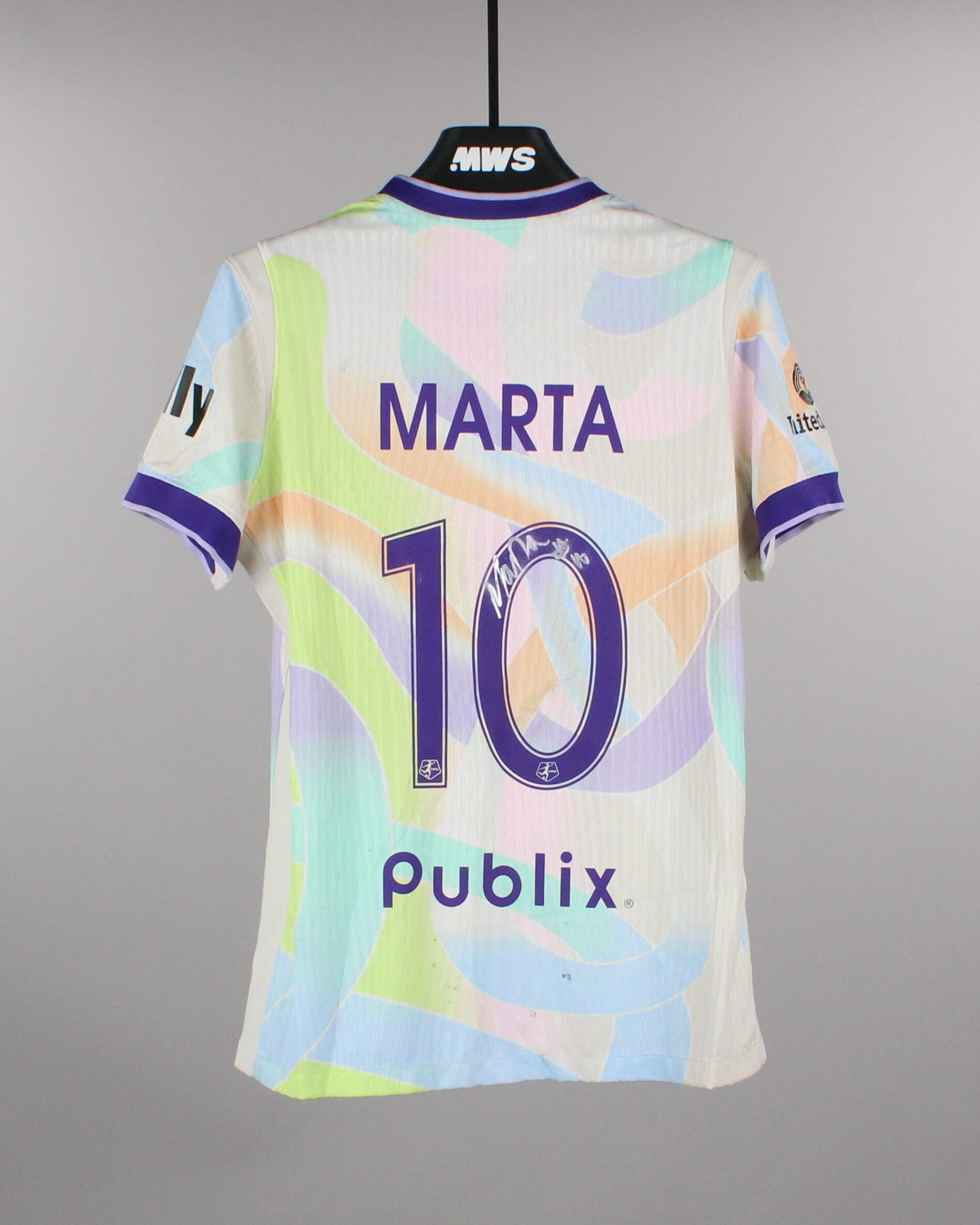 Marta Orlando Pride jersey