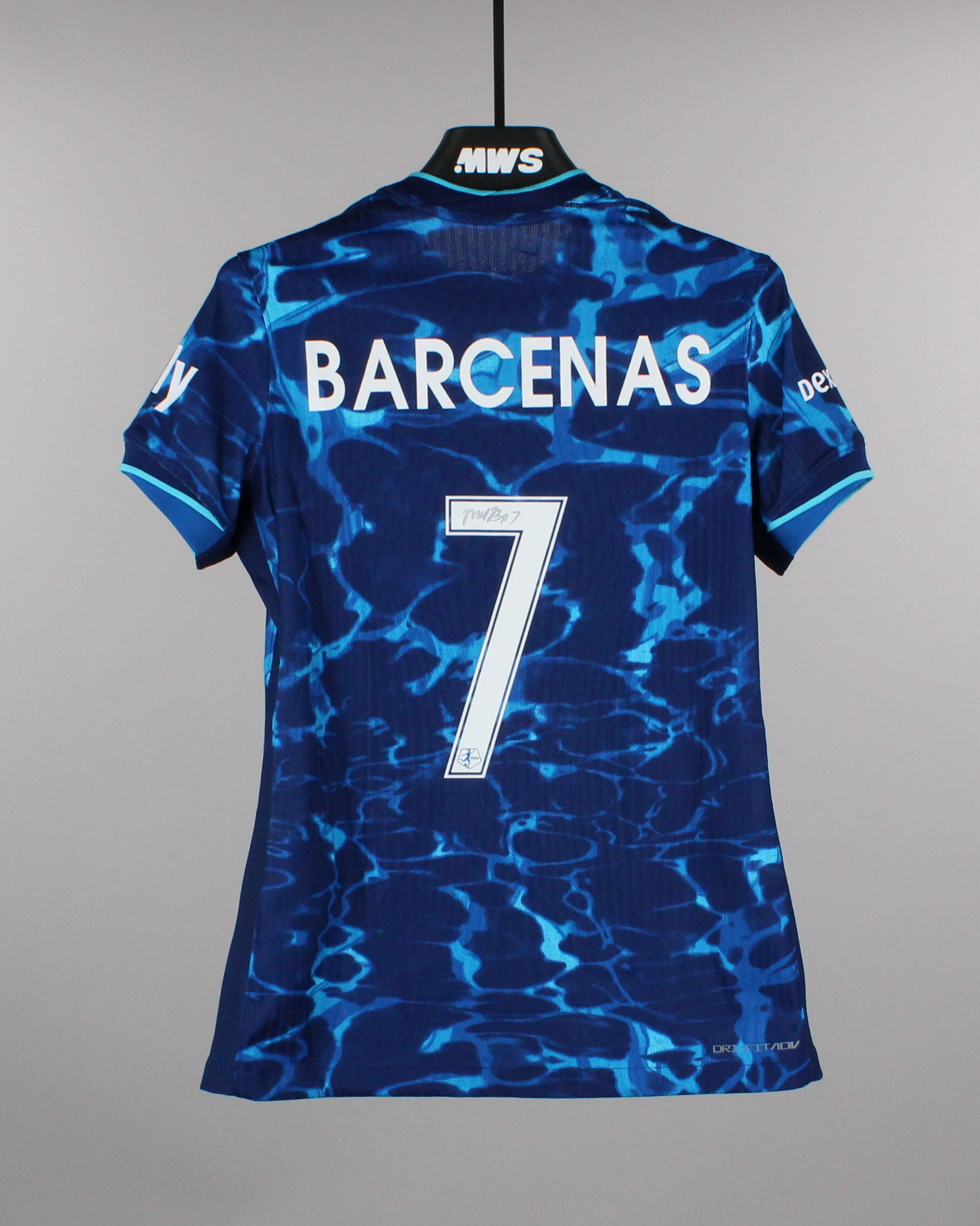 Melanie Barcenas San Diego Wave FC jersey