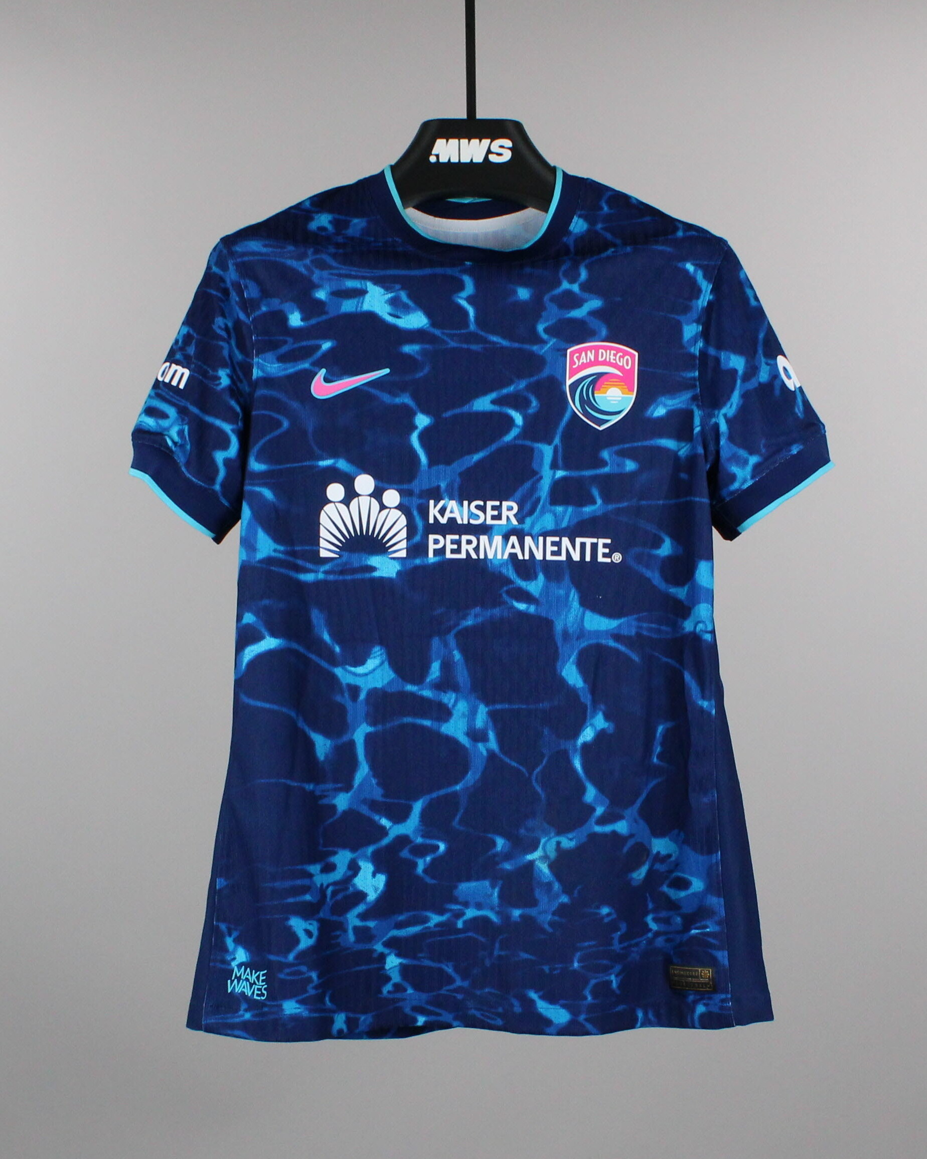 Kenza Dali San Diego Wave FC jersey
