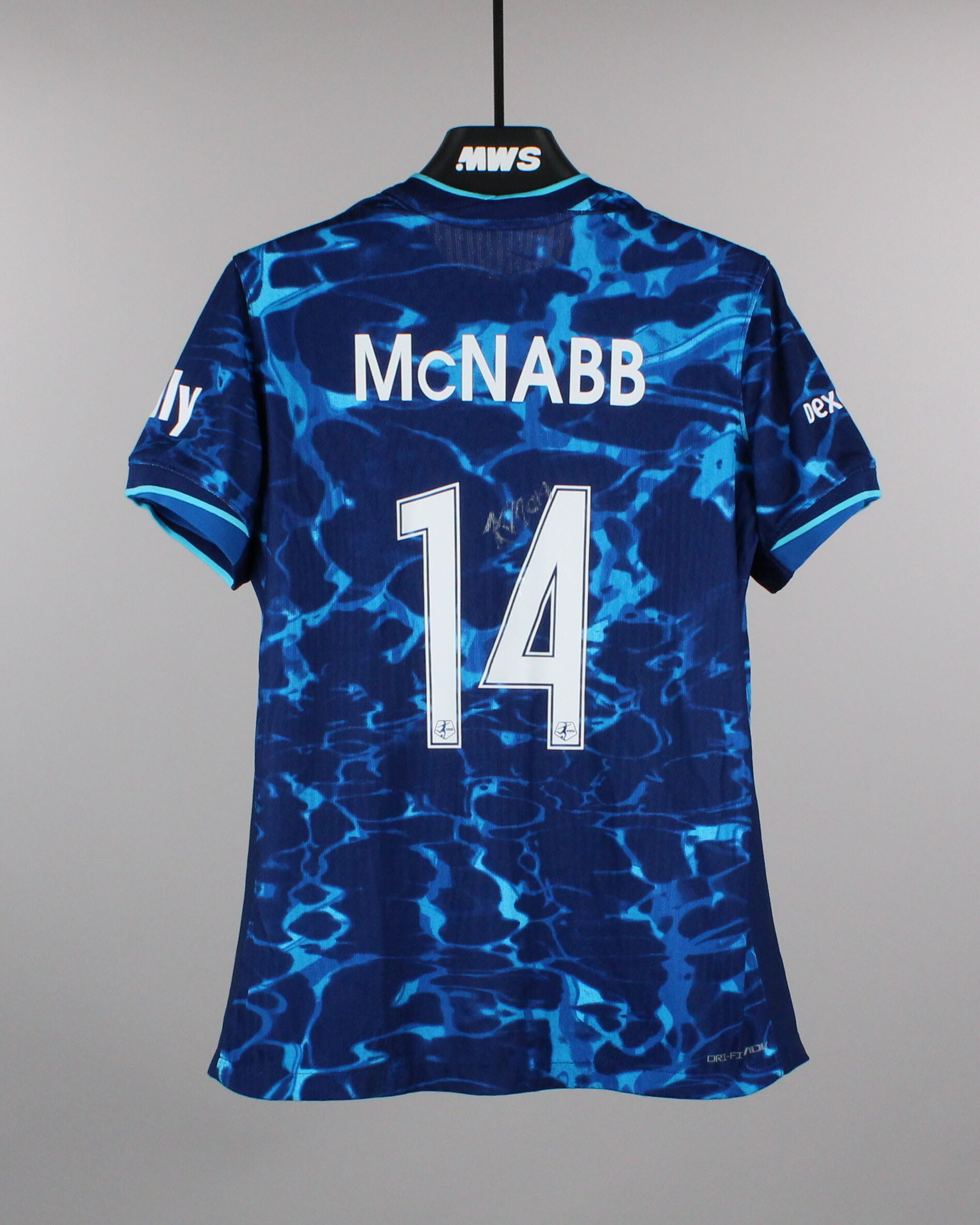 Kristen McNabb San Diego Wave FC jersey