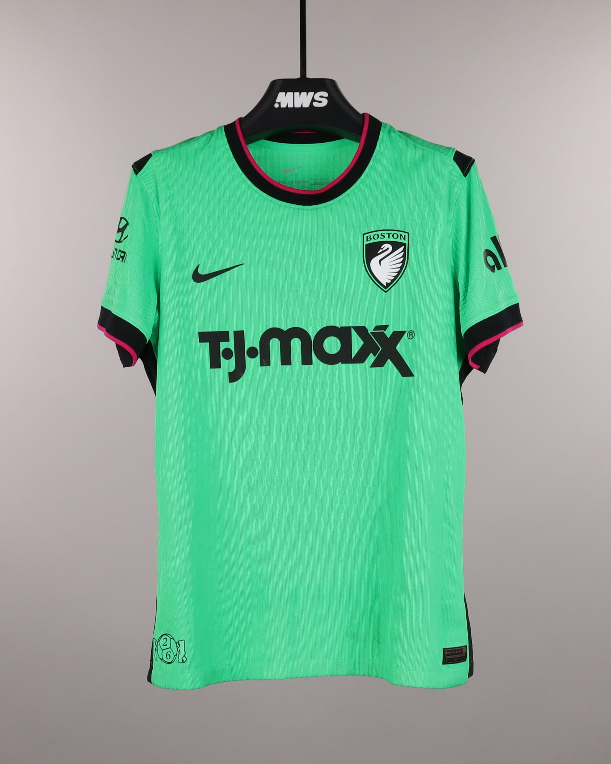 Nicki Hernández Boston Legacy FC jersey