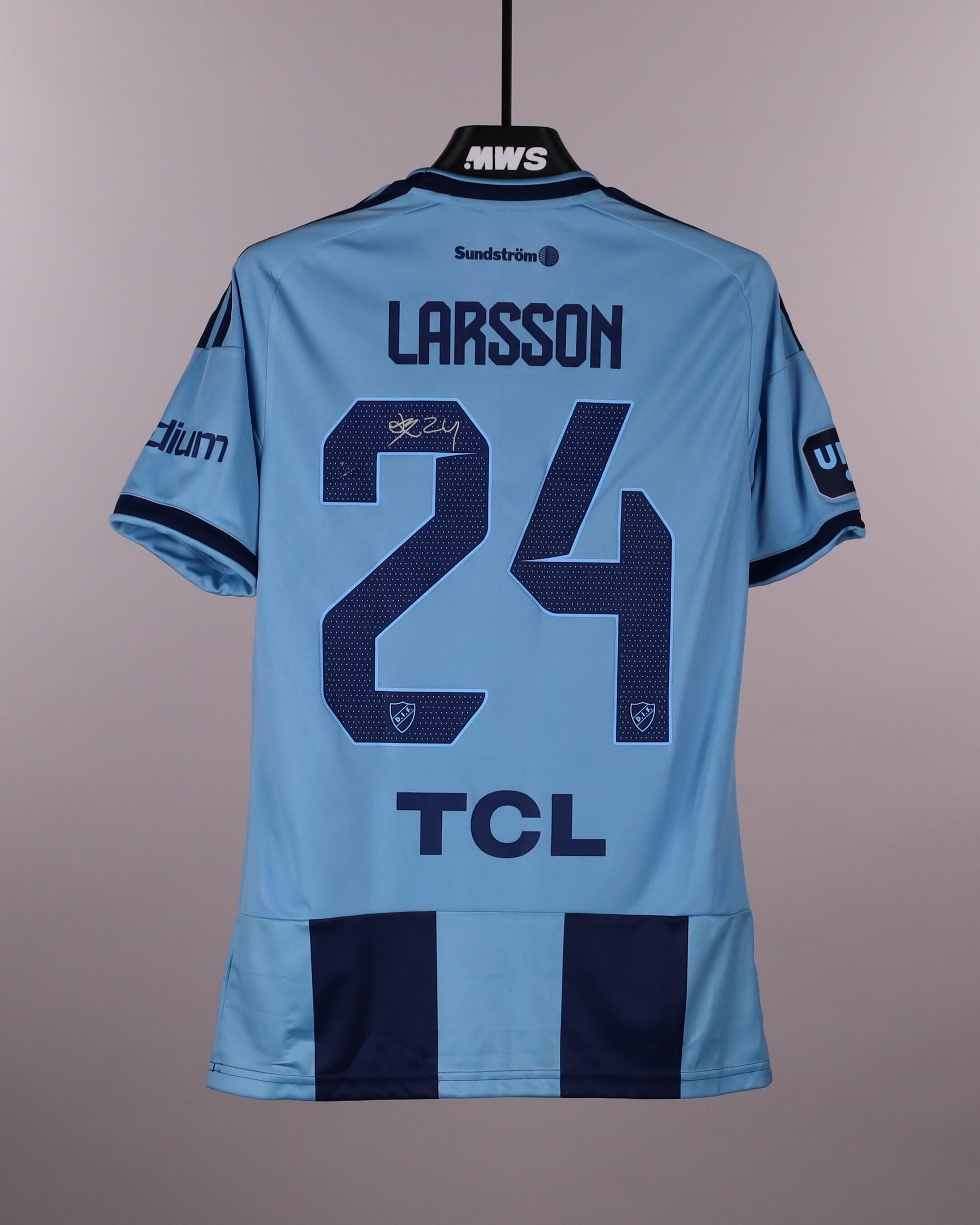 Max Larsson Djurgården jersey