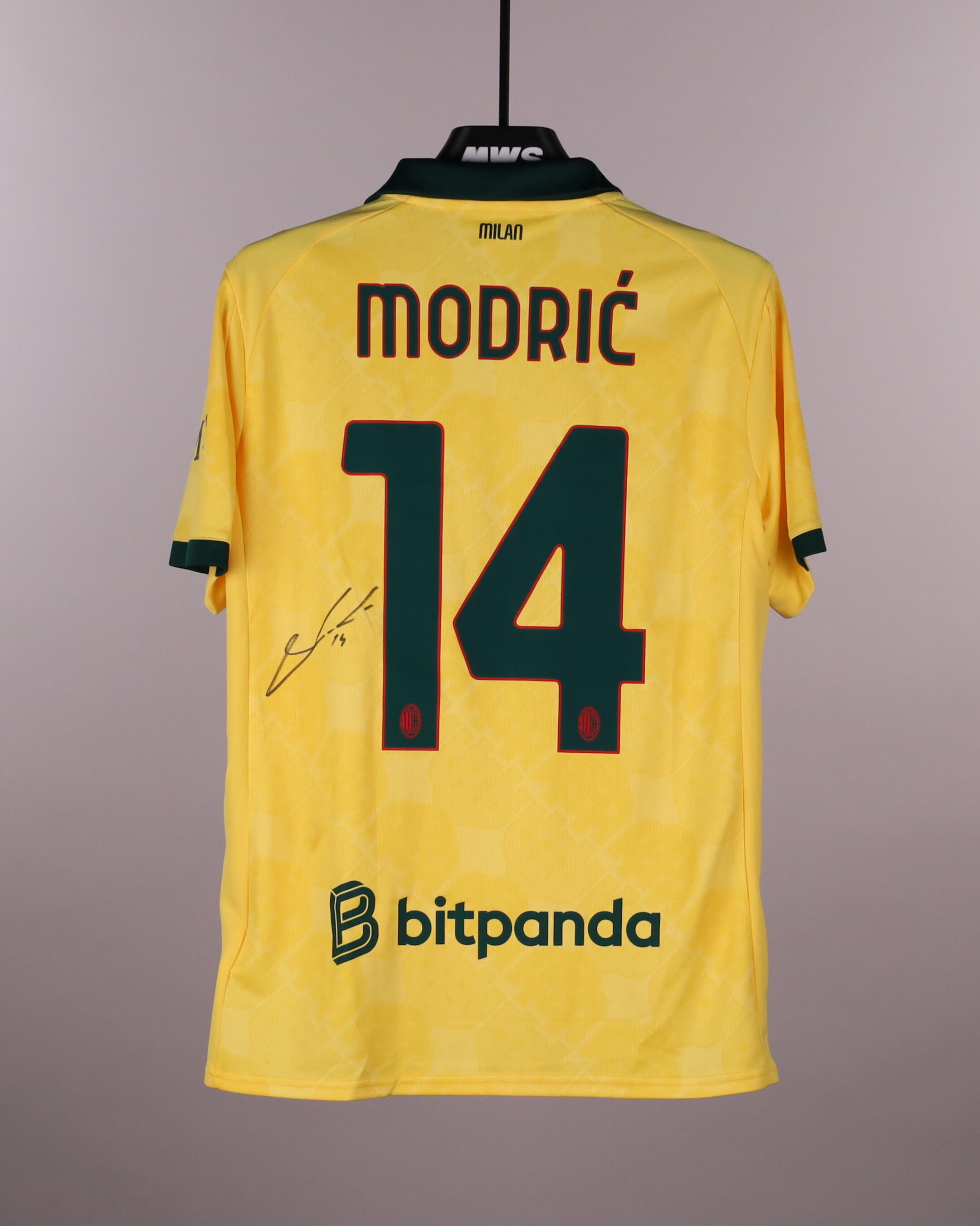 Luka Modrić | 25/26 Third Kit | MatchWornShirt