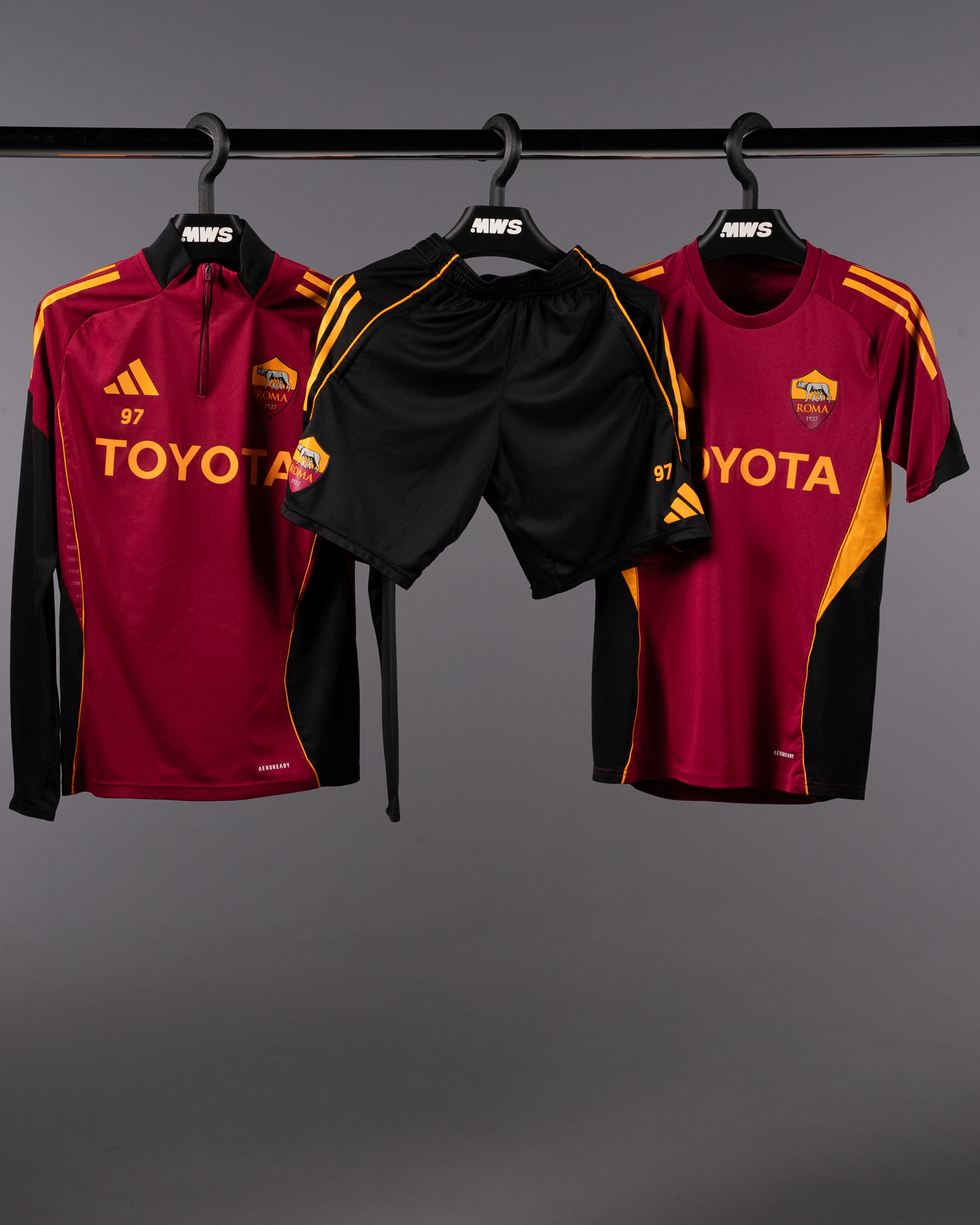 Bryan Zaragoza | Full Training Gear | MatchWornShirt