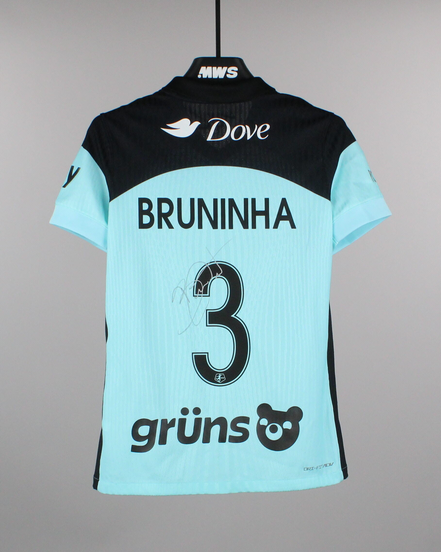 Bruninha Gotham FC のシャツ