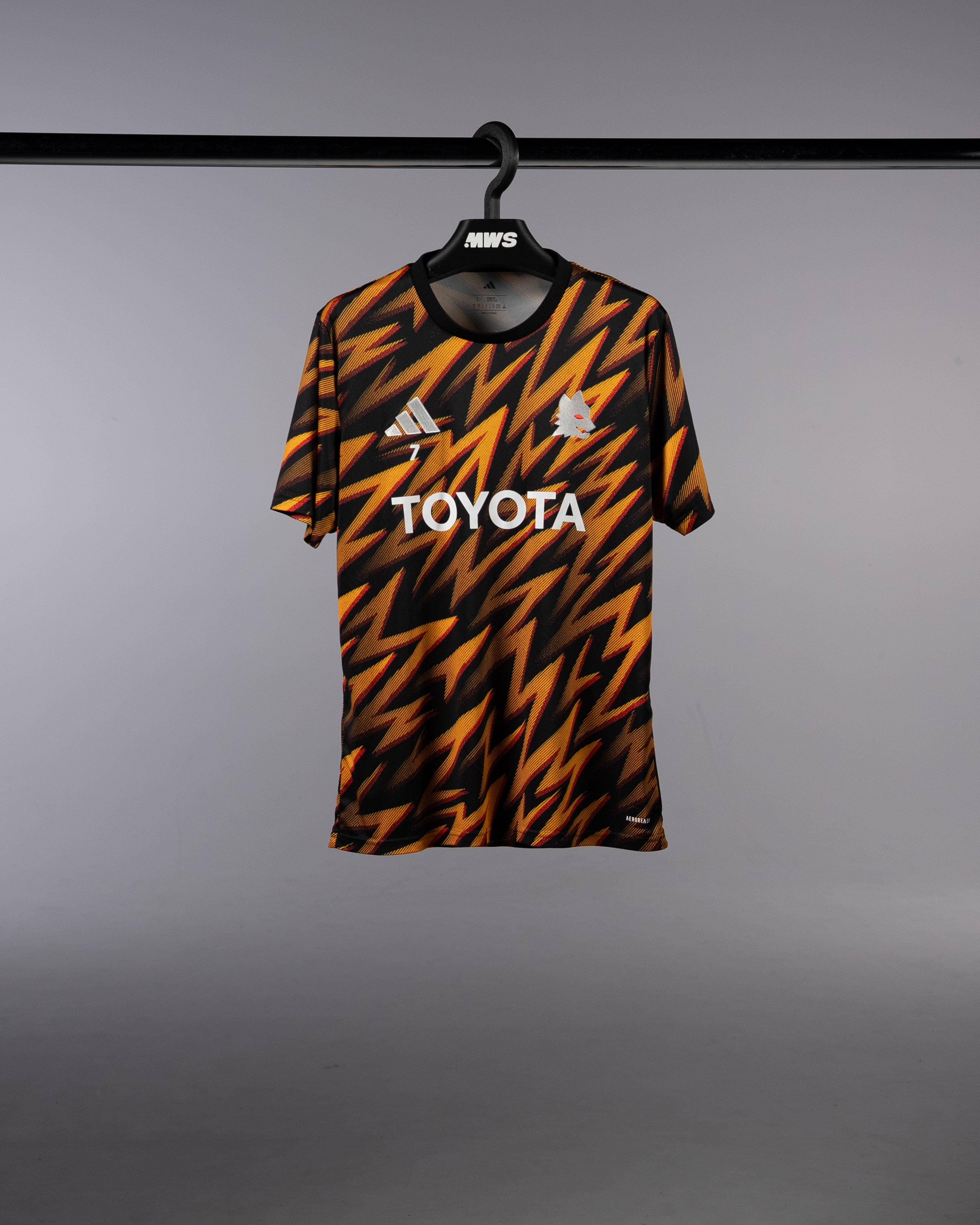 Lorenzo Pellegrini | Prematch Shirts