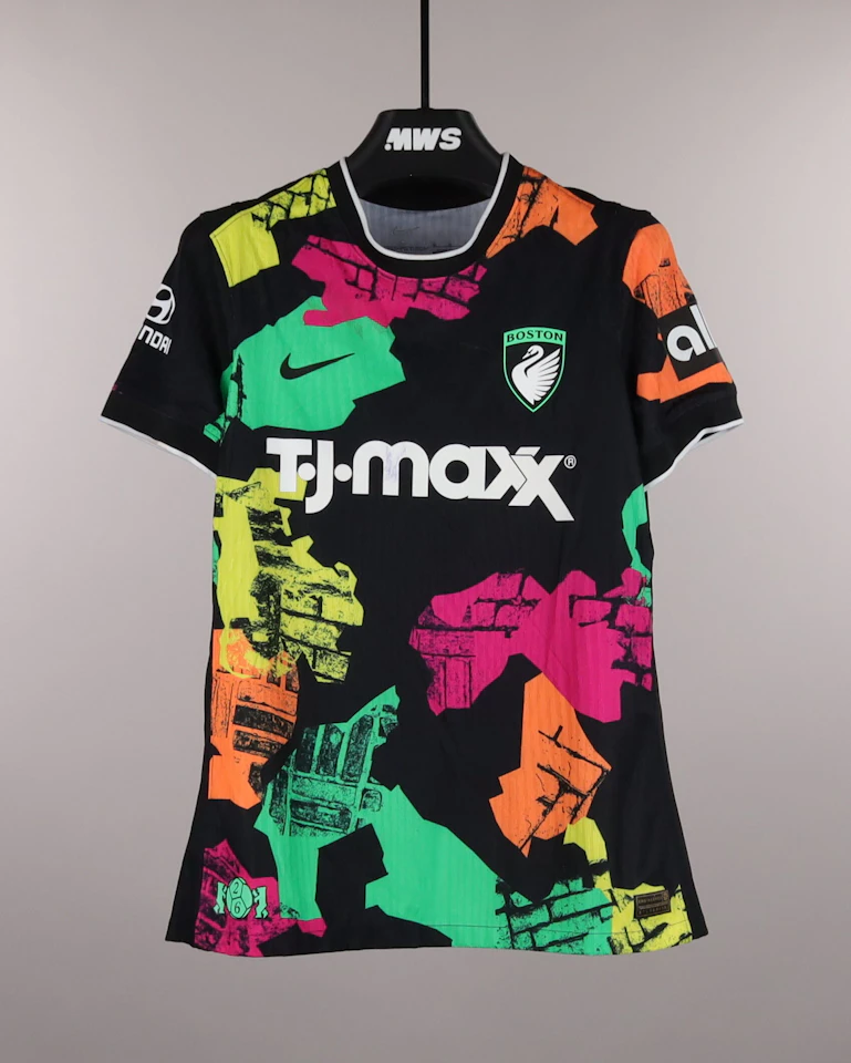 Bianca St-Georges Boston Legacy FC shirt